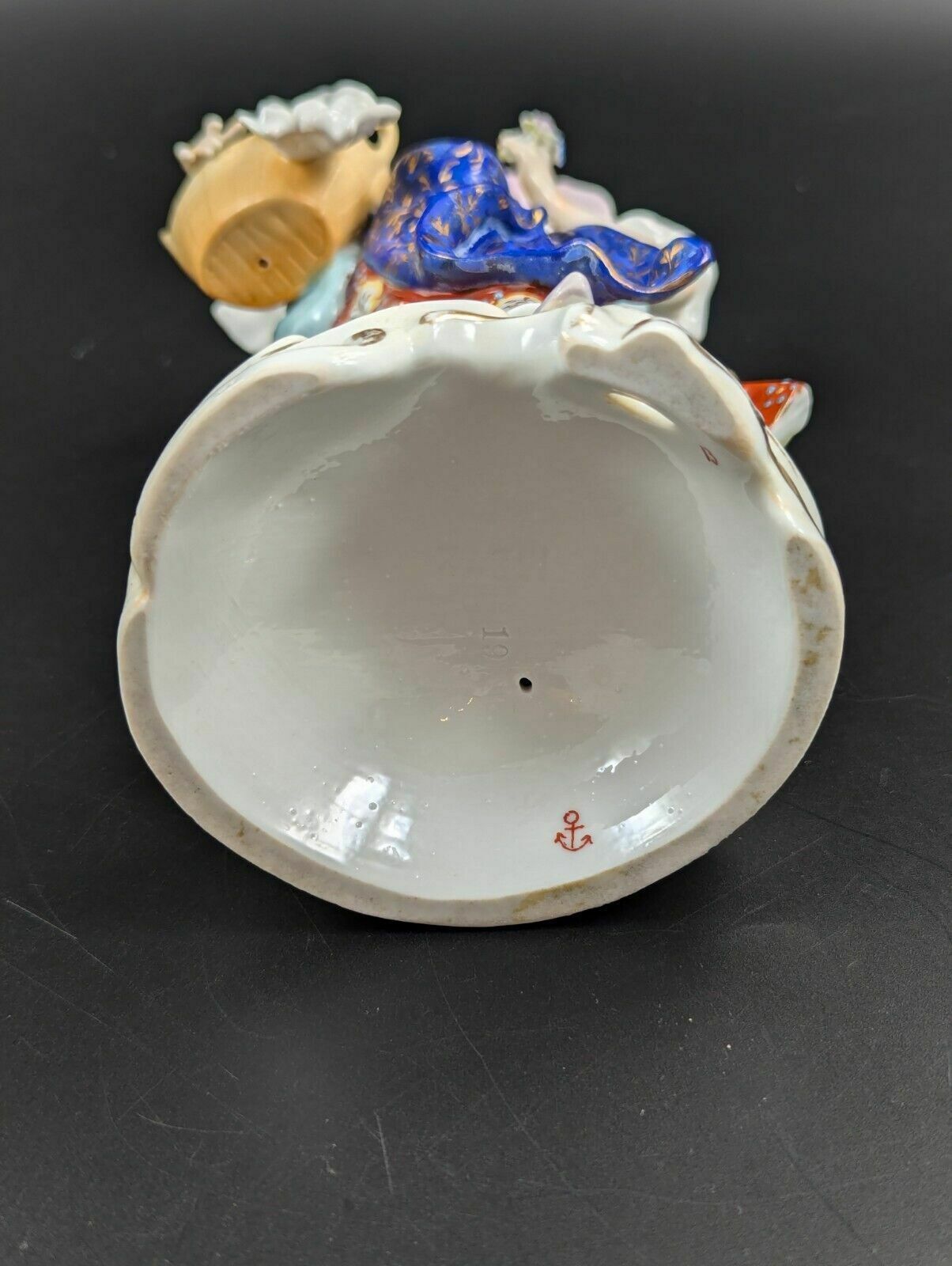 Chelsea Porcelain Figurine Of Laundry Woman, C. 1752 1756 photo vintage