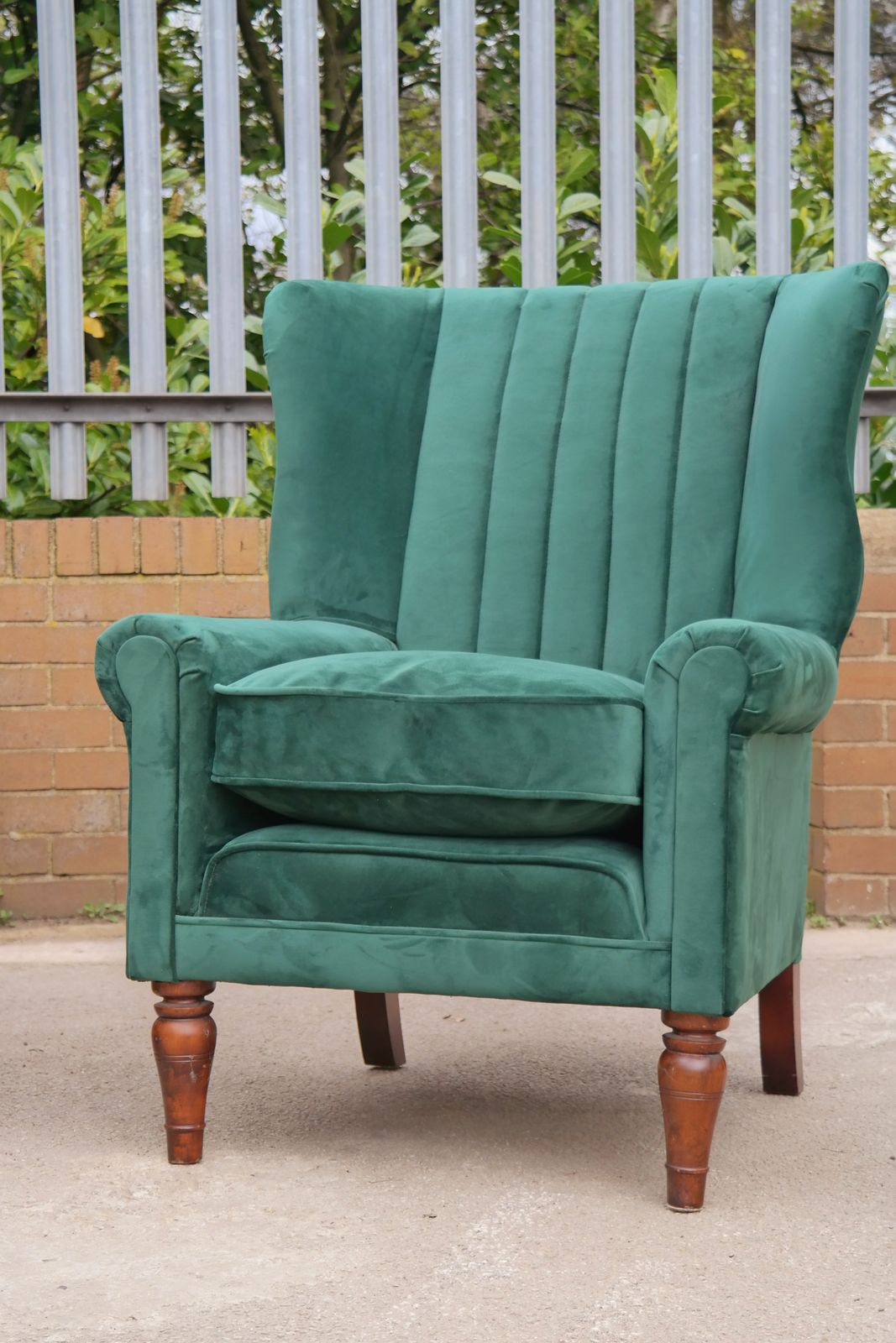 Stunning Tetrad Dunmore Library Club Armchair Velvet Bottle Green photo Furniture