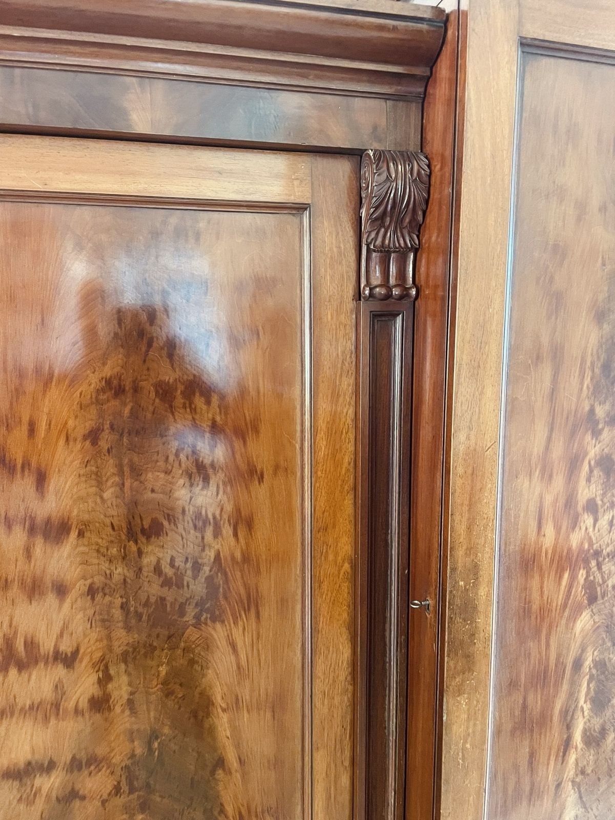 Outstanding Quality Large 19th Century Antique Figured Mahogany Wardrobe photo vintage