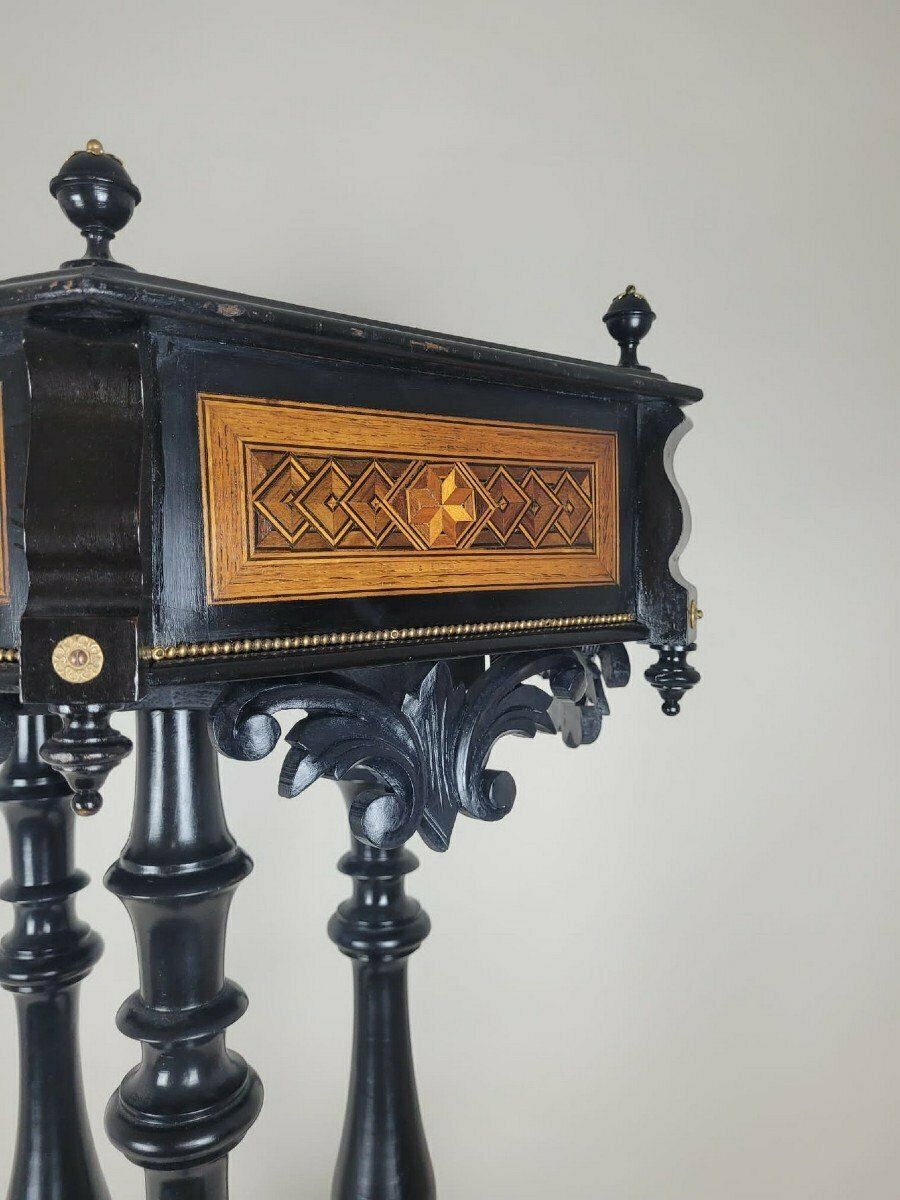 photo furniture Marquetry Planter, Napoleon III, 19th Century