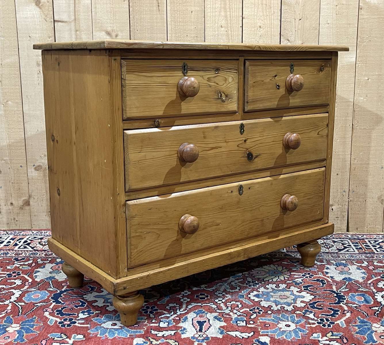 English Chest Of Drawers In Fir From The End Of The 19th Century photo vintage