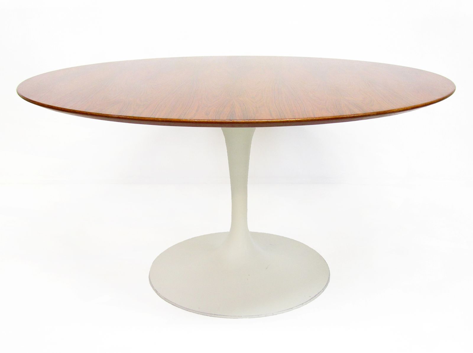 photo vinterior 1970s Space Age "Tulip" Dining Table & Six Chairs Set  In Rosewood By Eero Saarinen For Knoll