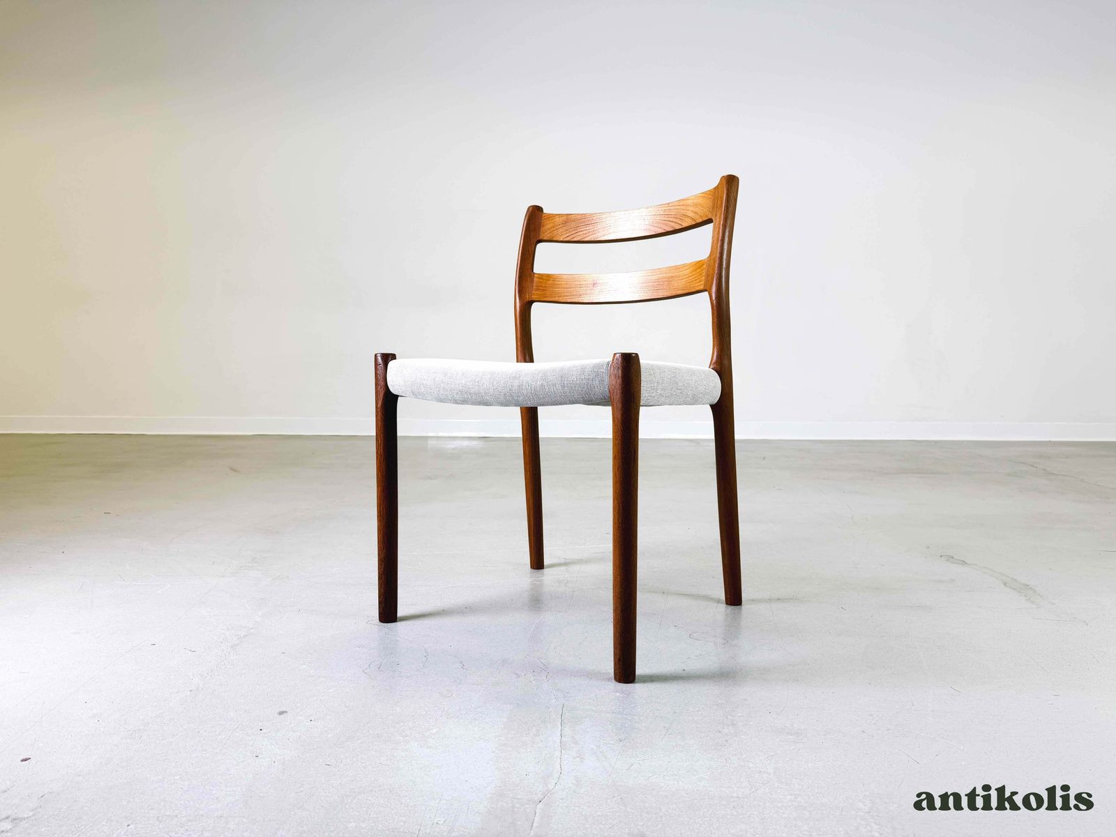 Set Of 3 Mid Century Chairs Niels O Moller Jl Møllers Model 84 photo vintage
