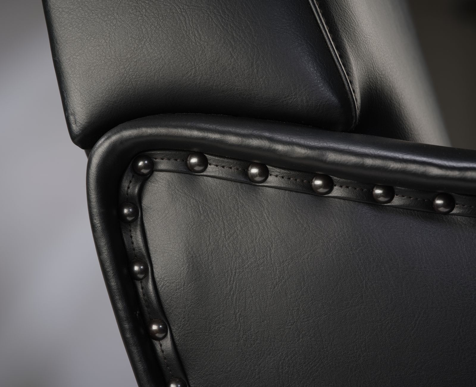 Stylish Mid Century ‘Lady Chair’ In The Manner Of Marco Zanuso, Italy Circa 1950s photo vintage
