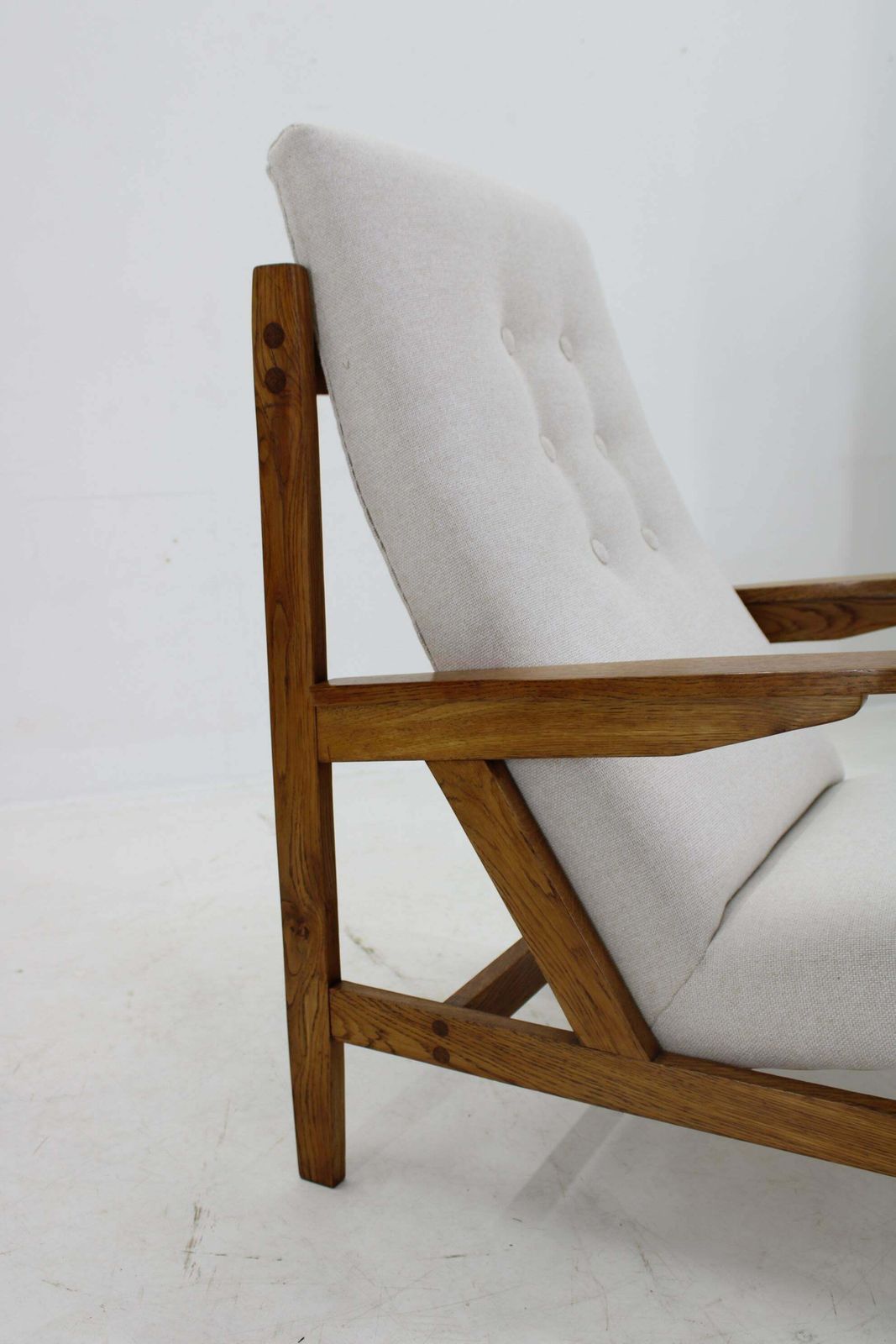 1970s Pair Of Rare Oak Armchairs By Uluv, Czechoslovakia photo vinterior
