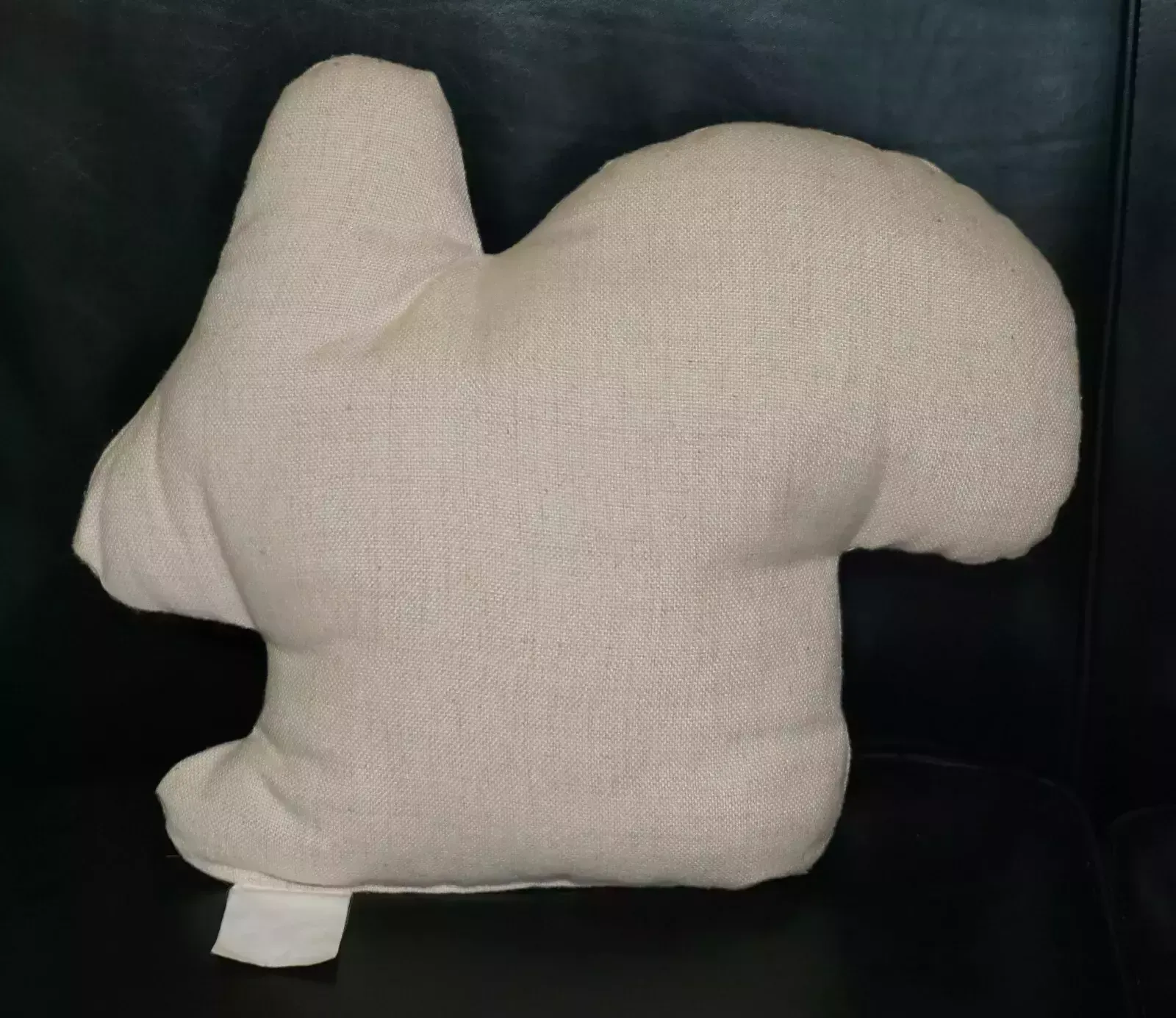 Suite Of Five Mixed Sofa And Armchair Cushions For That Mixed Friends Vide! photo for sale