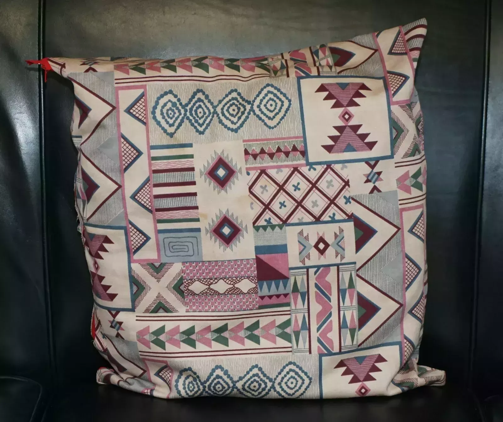 Suite Of Five Mixed Sofa And Armchair Cushions For That Mixed Friends Vide! photo buy