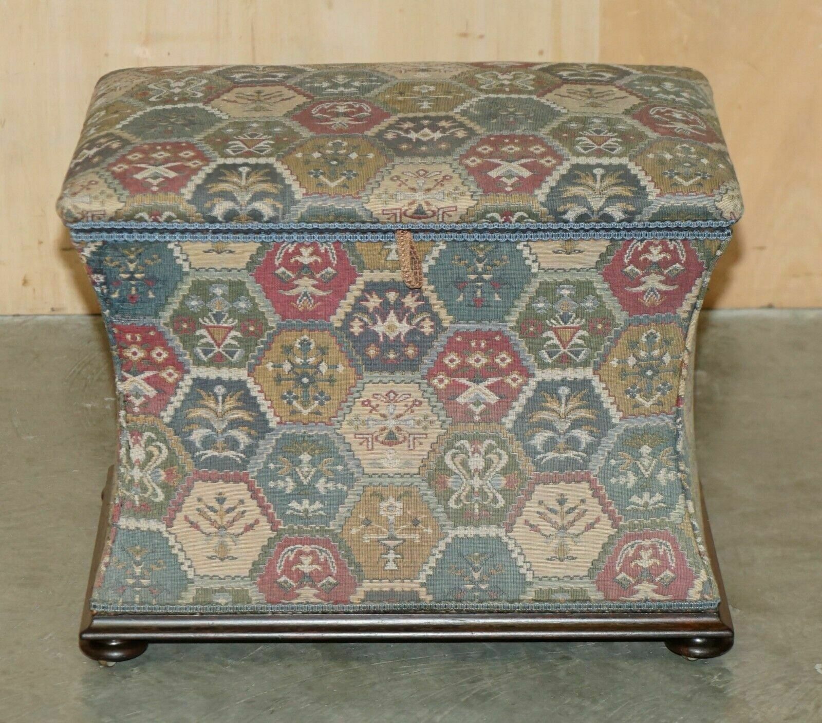 Victorian Circa 1880 Kilim Embroidered Upholstery Ottoman Footstool Trunk photo furniture