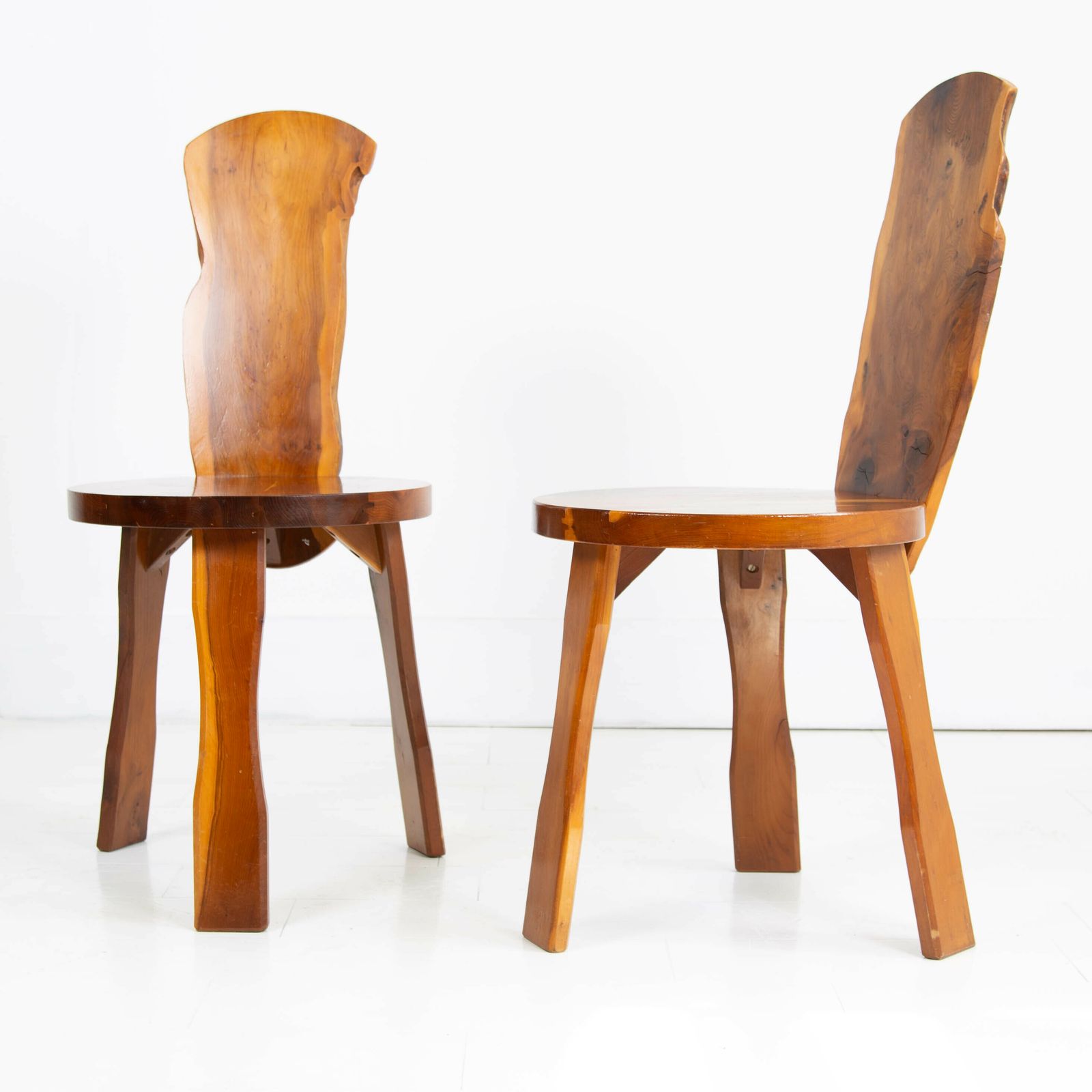 Pair Mid Century Yew 3 Legged Chairs Reynolds Of Ludlow