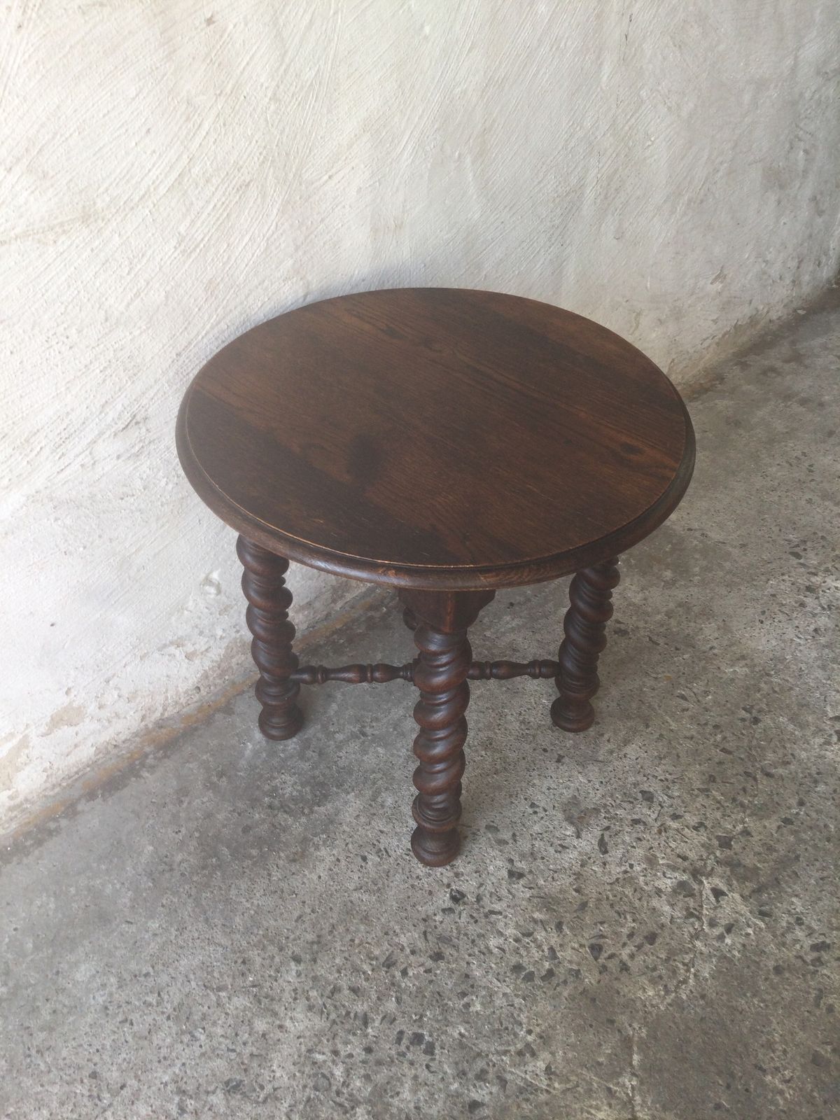 Pedestal Table photo furniture