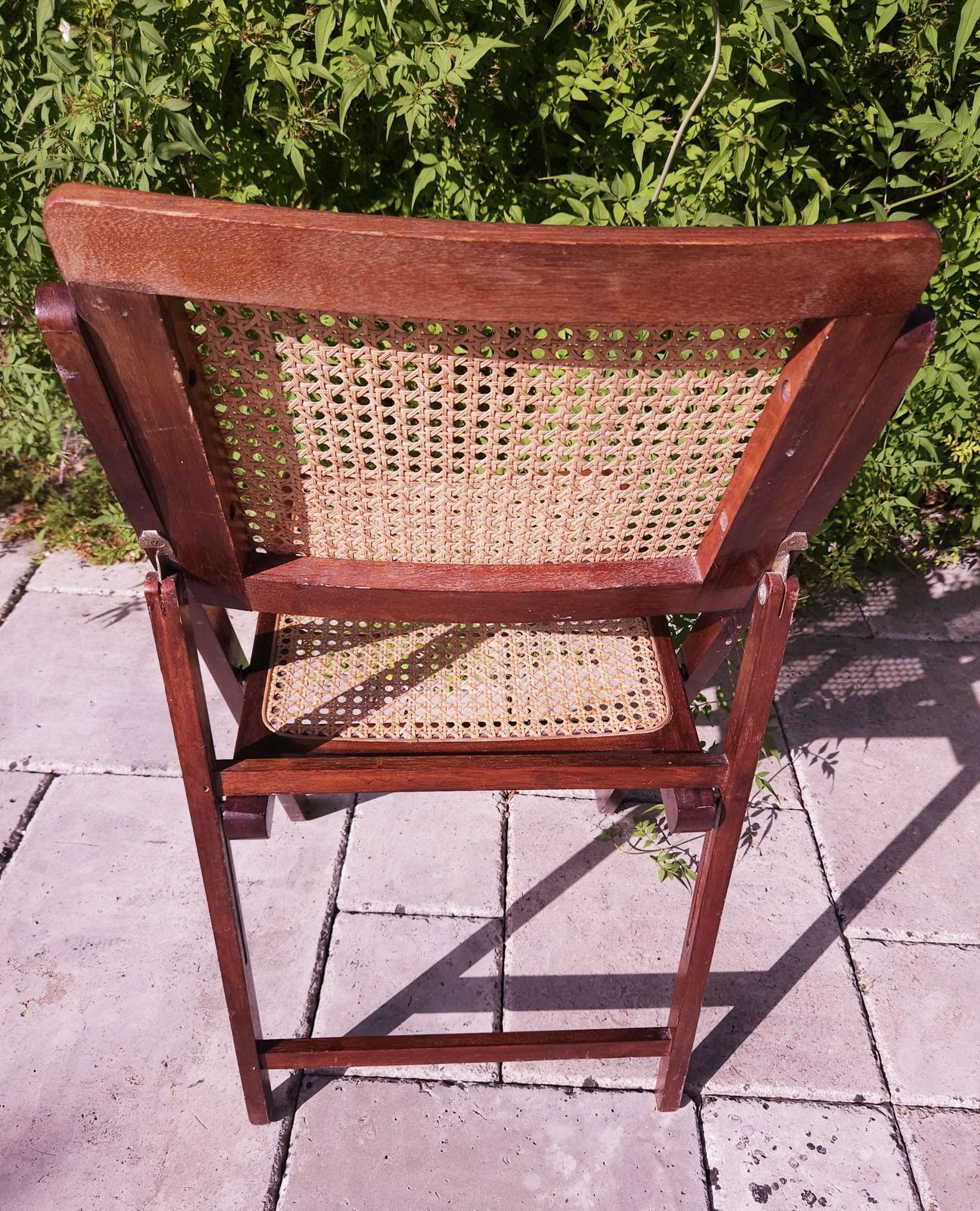 Single Mid Century Folding Chair In Wood, Rattan & Brass photo 95.0