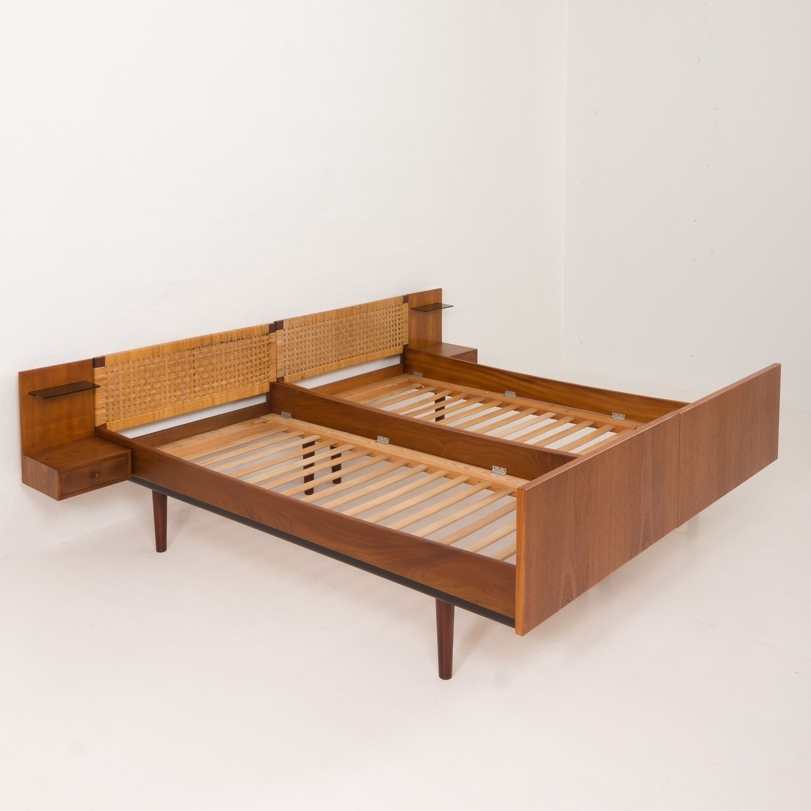 Hans J. Wegner Double Bed In Teak And Cane For Getama, 1960s photo Furniture