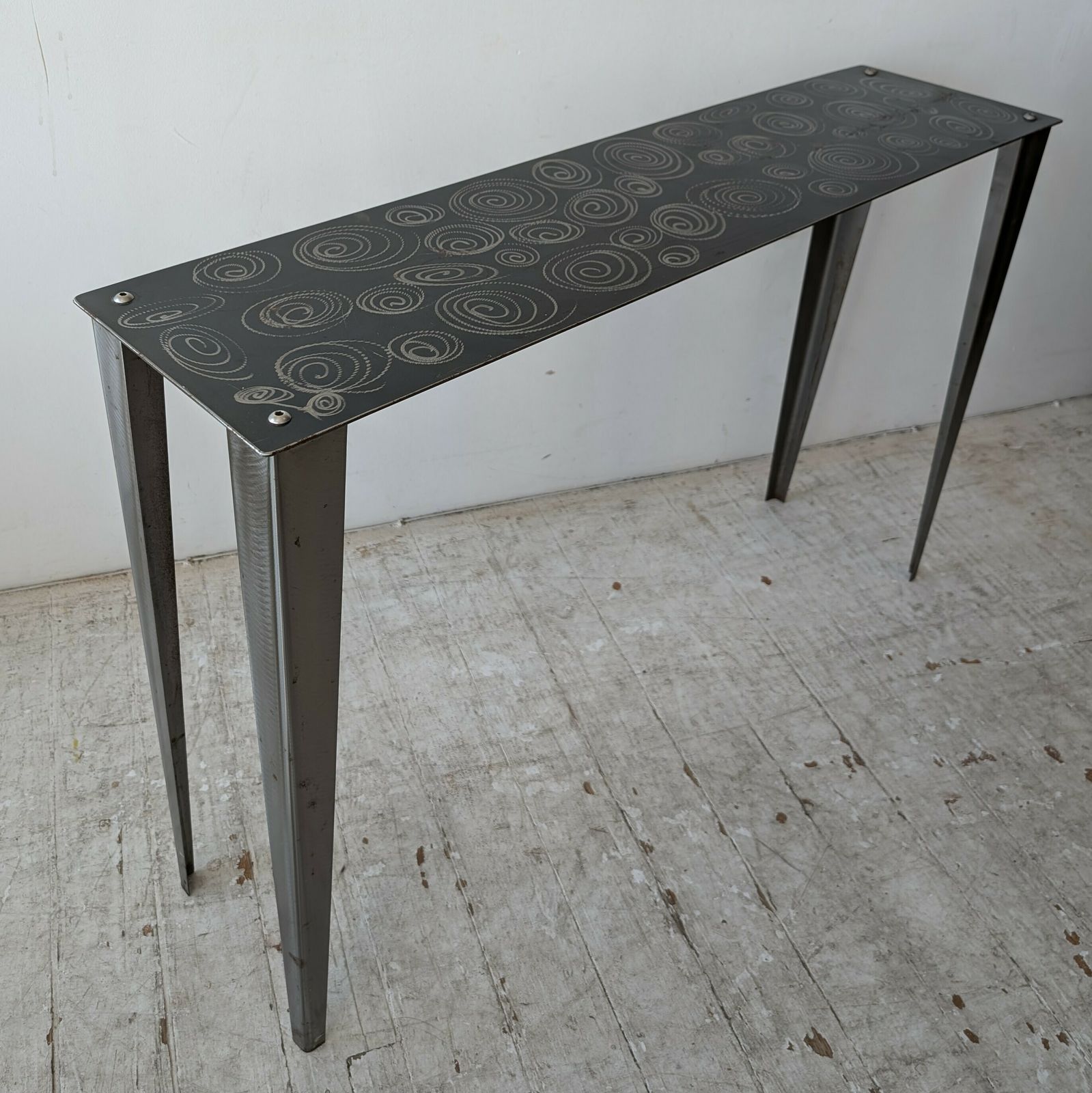 Super Stylish Postmodern American Steel Console With Spiral Squiggle Design 1980s / 1990s