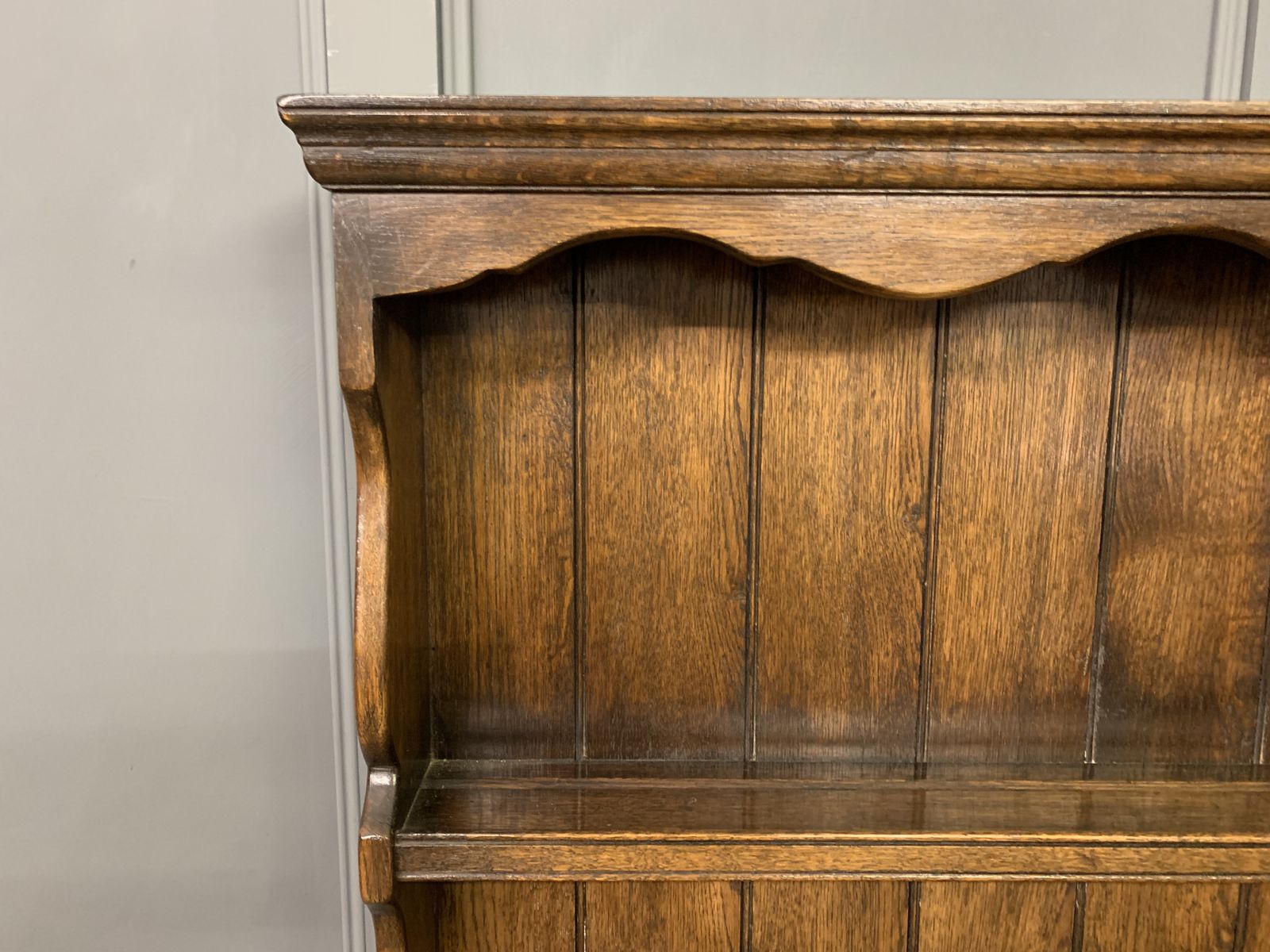 Ipswich Oak Dresser, 1930s, Vintage photo 845.0