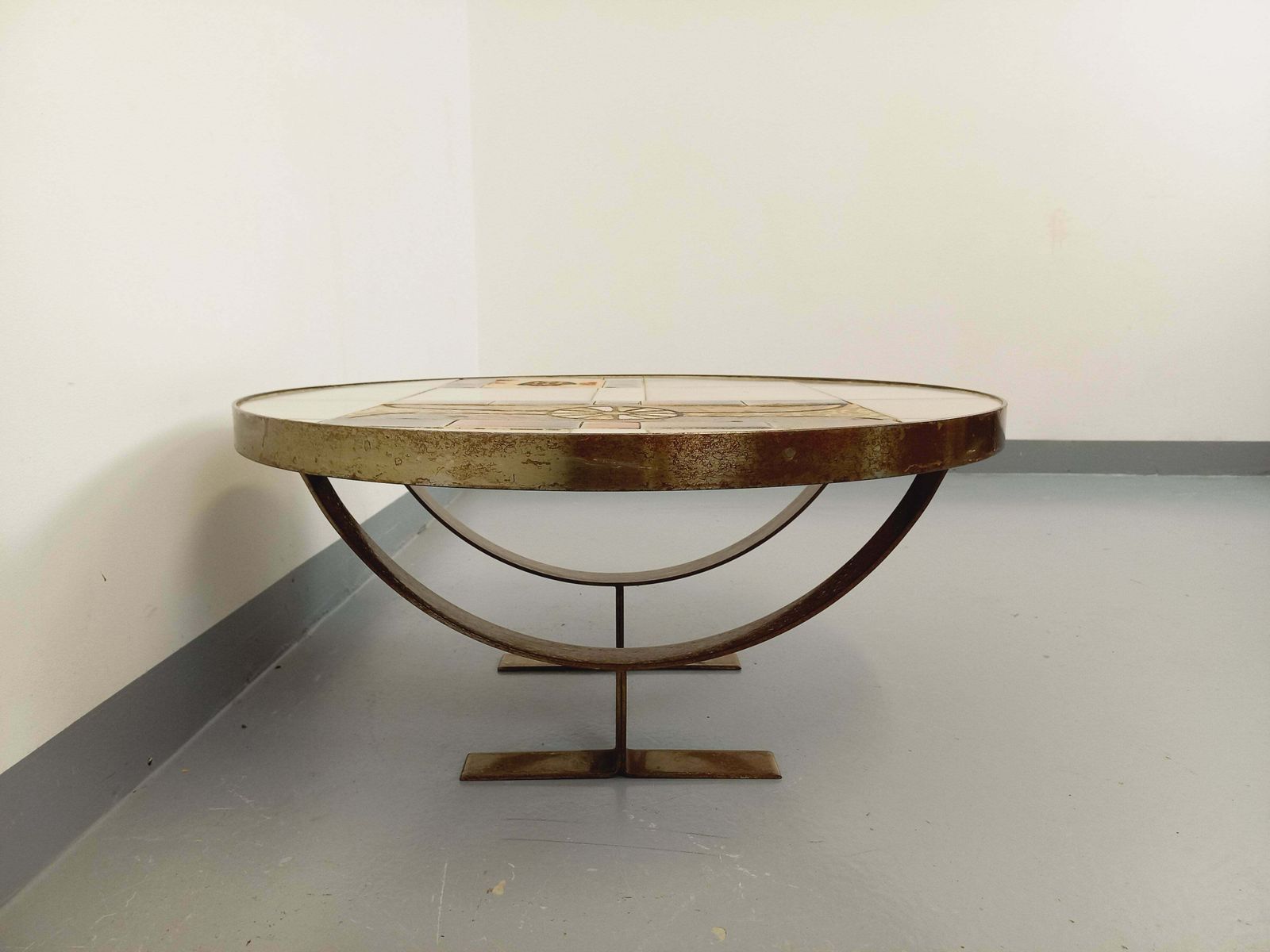 Jean Gregorieff For Roche Bobois Round Coffee Table In Ceramic photo vintage