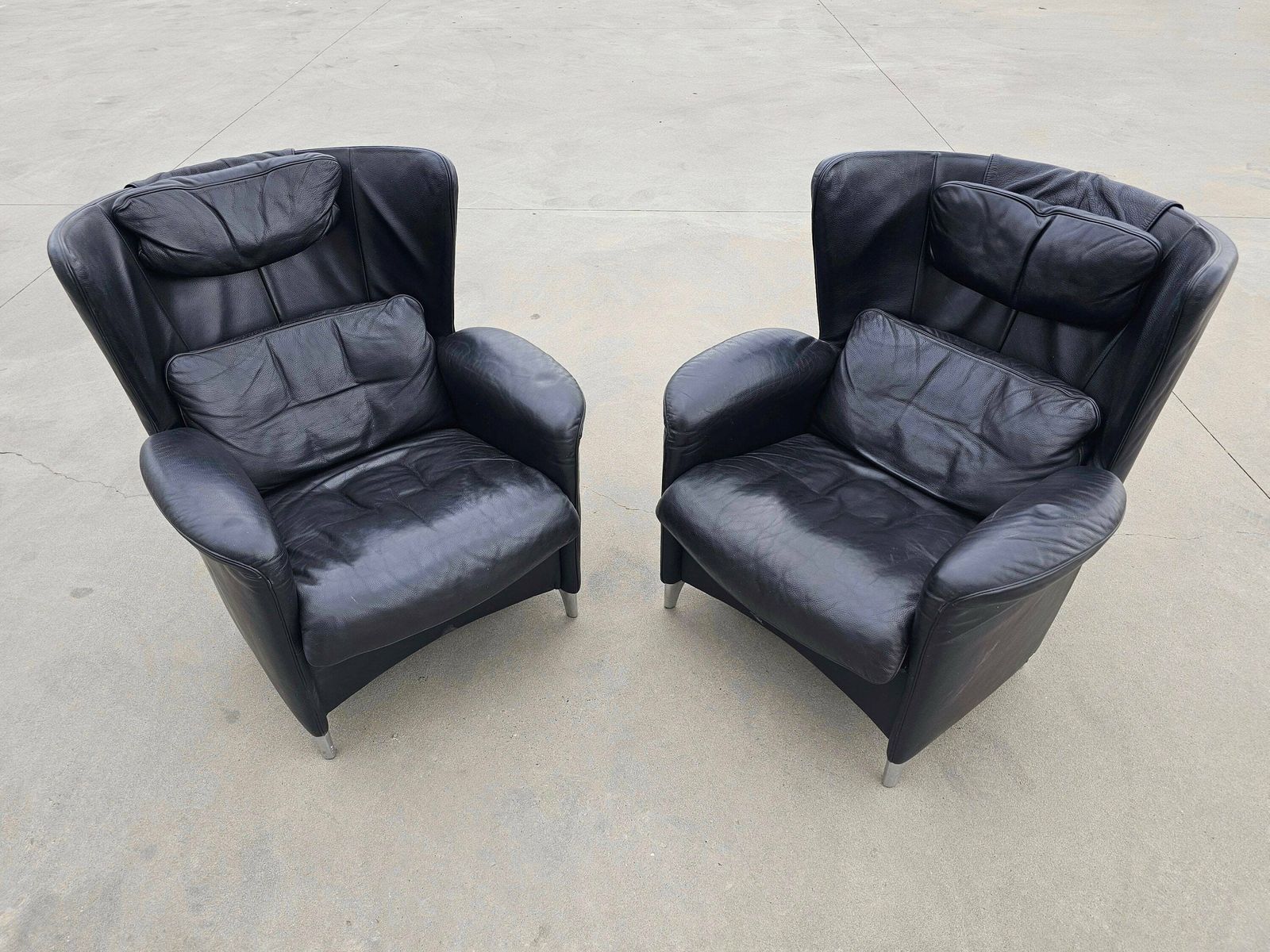 Pair Of Postmodern Armchair Designed By Franz Josef Schulte For De Sede, Model Ds 23 In Black Leather // Made In Switzerland In 1980s