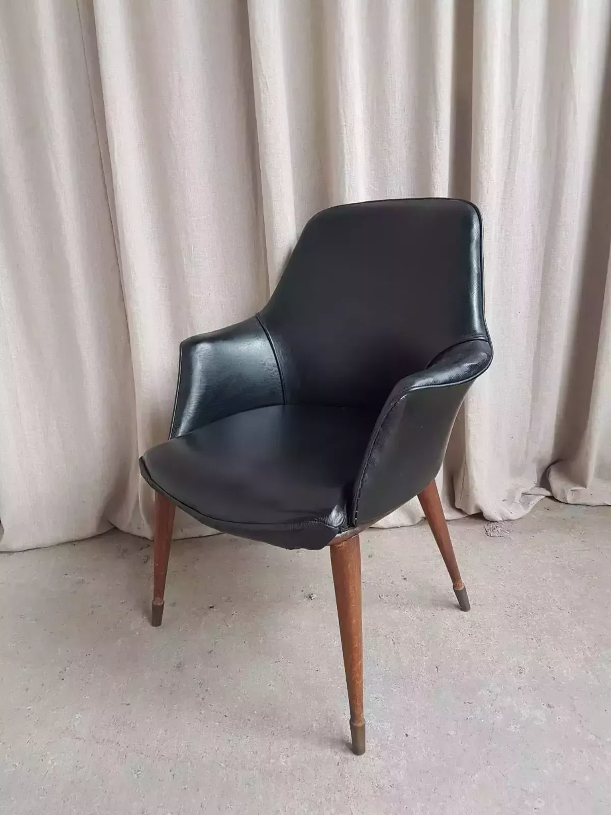 Vtg Mid Century Vinyl Leather Cocktail Chair Retro Danish Italian Design R536 photo vinterior