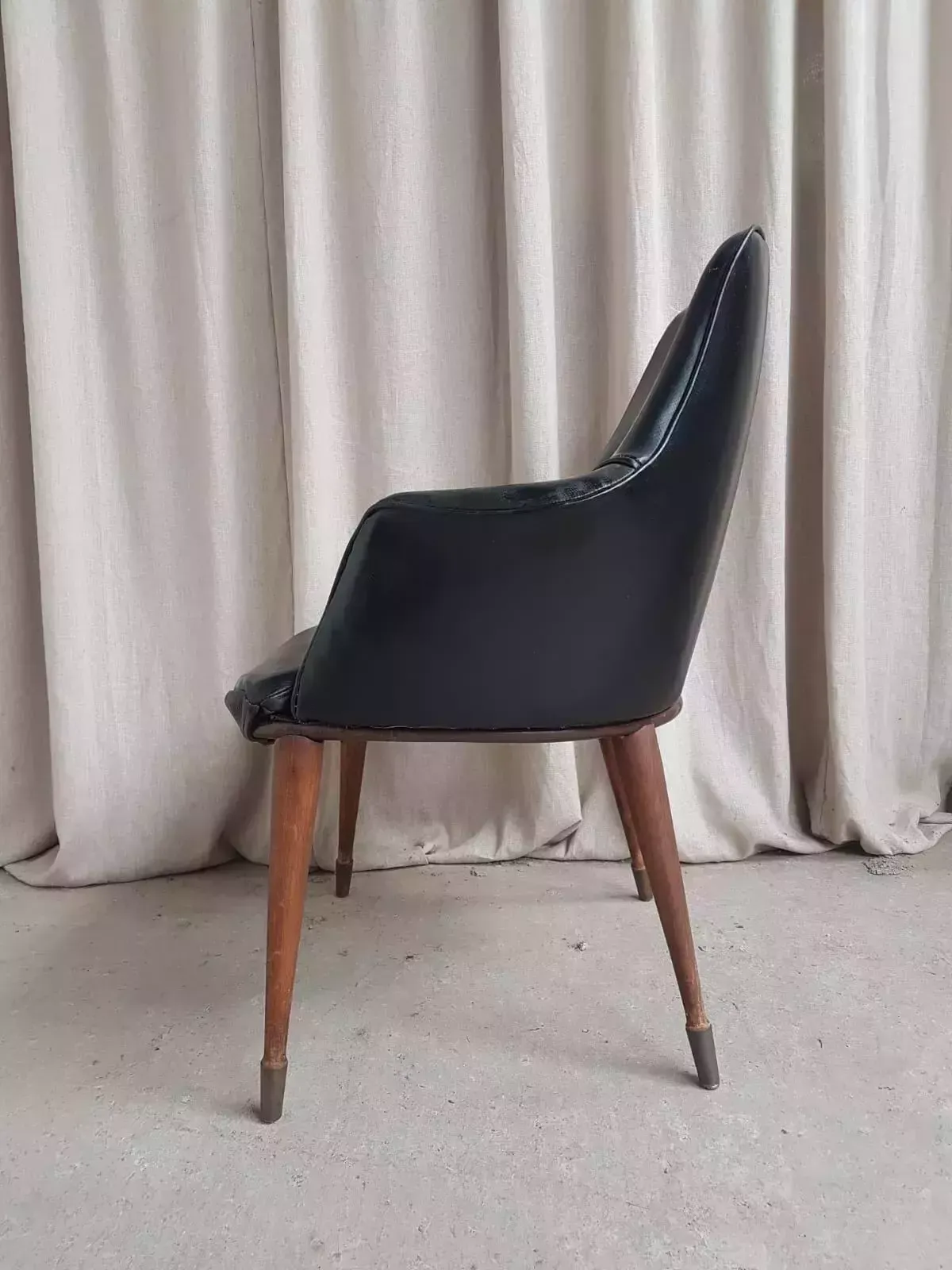 Vtg Mid Century Vinyl Leather Cocktail Chair Retro Danish Italian Design R536 photo vintage