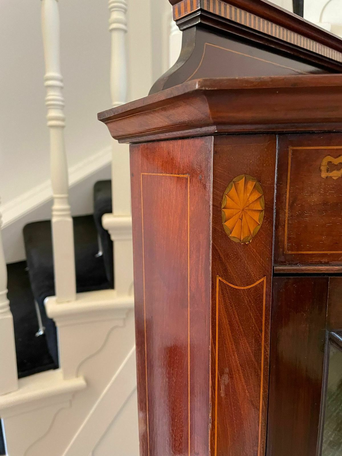 Antique Quality Early 20th Century Mahogany Inlaid Corner Cabinet photo 1545.0