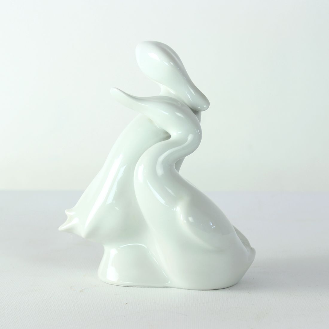 White Midcentury Porcelain Statue Of Love Ducks, Royal Dux Czechoslovakia photo 280.0