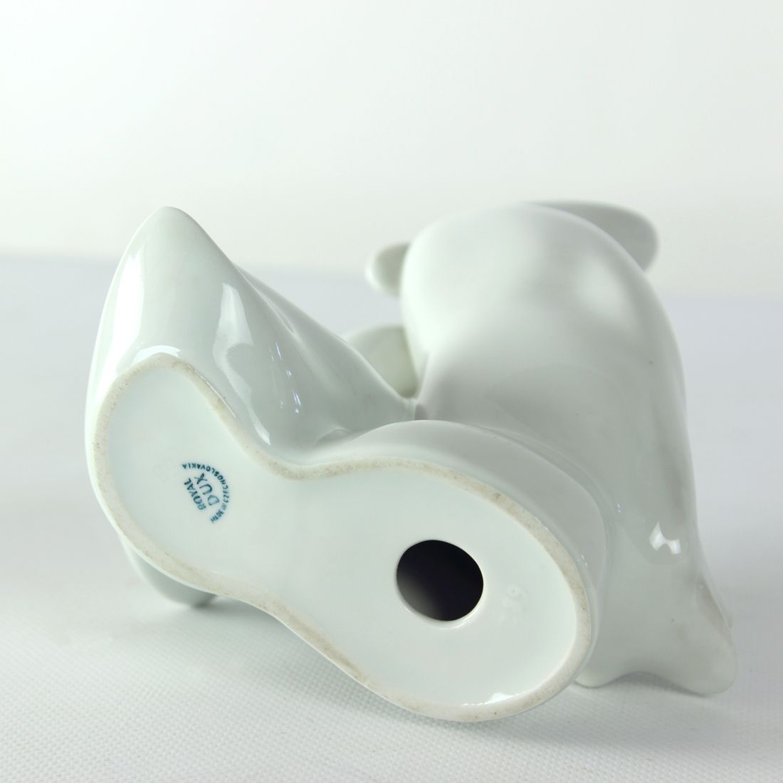White Midcentury Porcelain Statue Of Love Ducks, Royal Dux Czechoslovakia photo buy