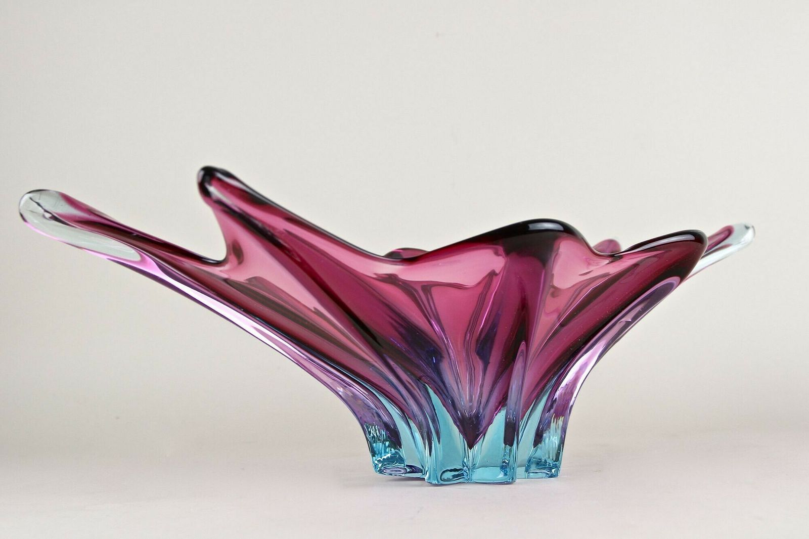 photo vintage Mid Century Murano Glass Bowl, Purple/ Blue Tones, Italy Ca. 1960