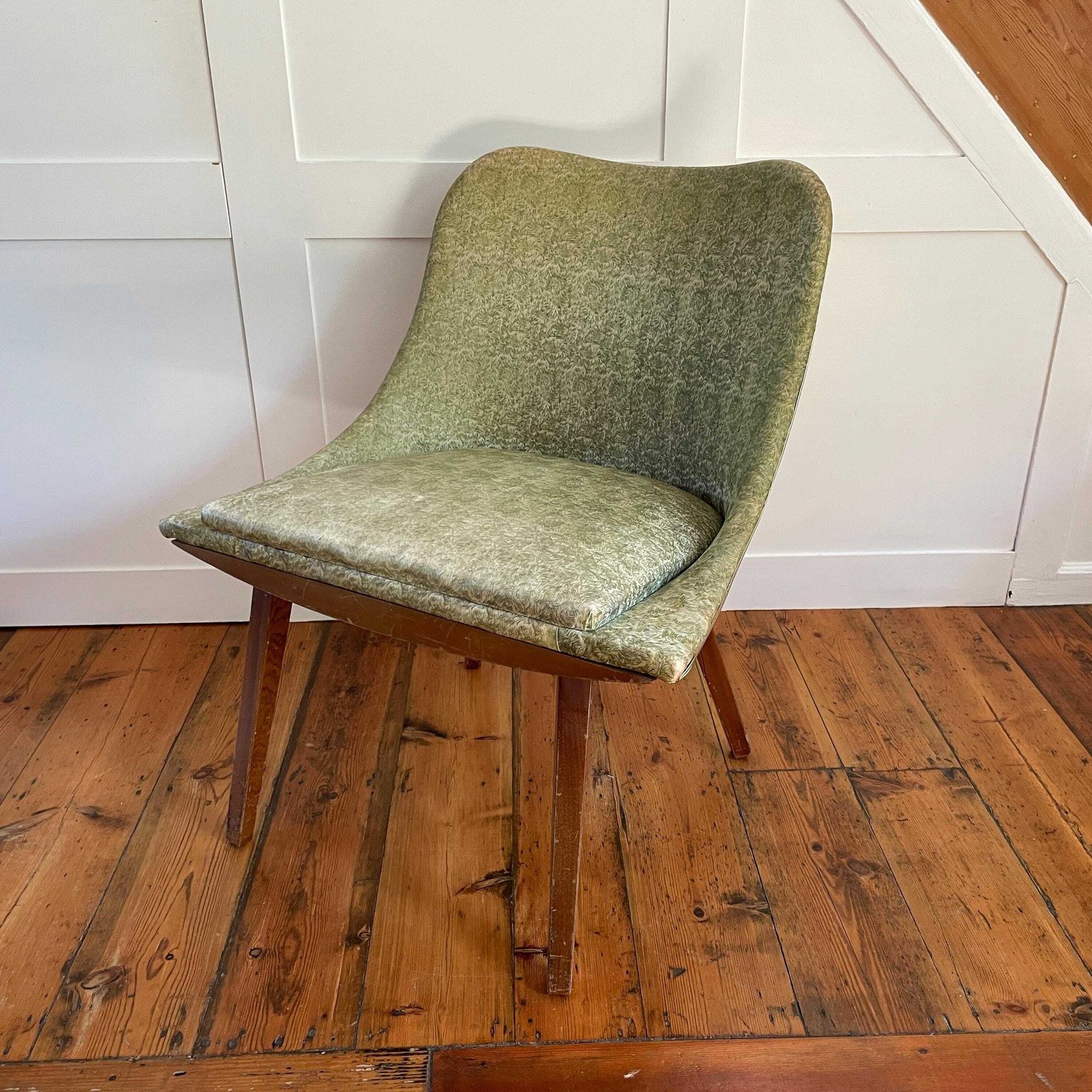 photo furniture Antique Vintage Retro Wicker Back Chair Seat Wooden Wood Pattern Green Armchair Seat Wood Boho Dark Brown Dinning Room Accent Mid Century