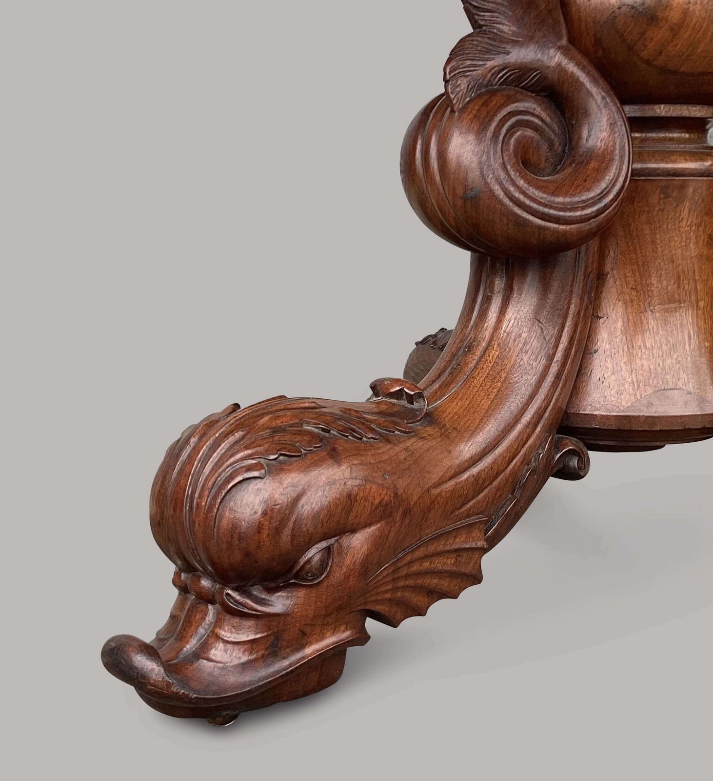 10450.0 Magnificent C19th Large Walnut And Specimen Marble Centre Table photo
