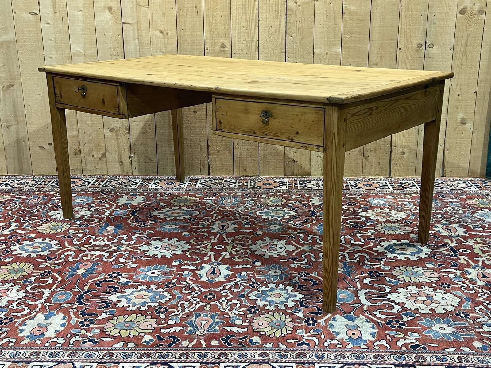 1560.0 Flat Desk From The Beginning Of The 20th Century In Fir photo