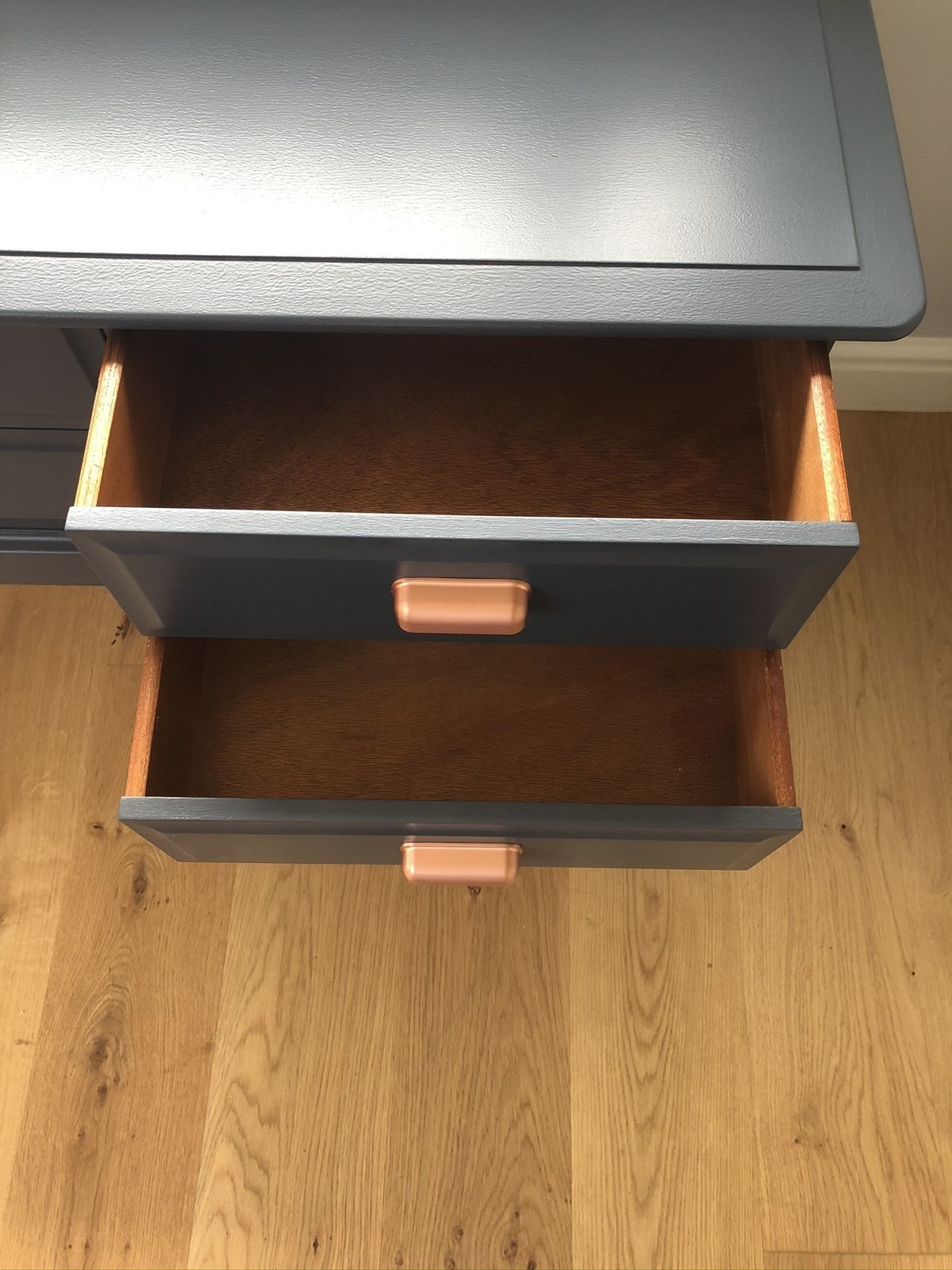Stag Minstrel Dressing Table  With 6 Drawers Painted In Blue photo vinterior