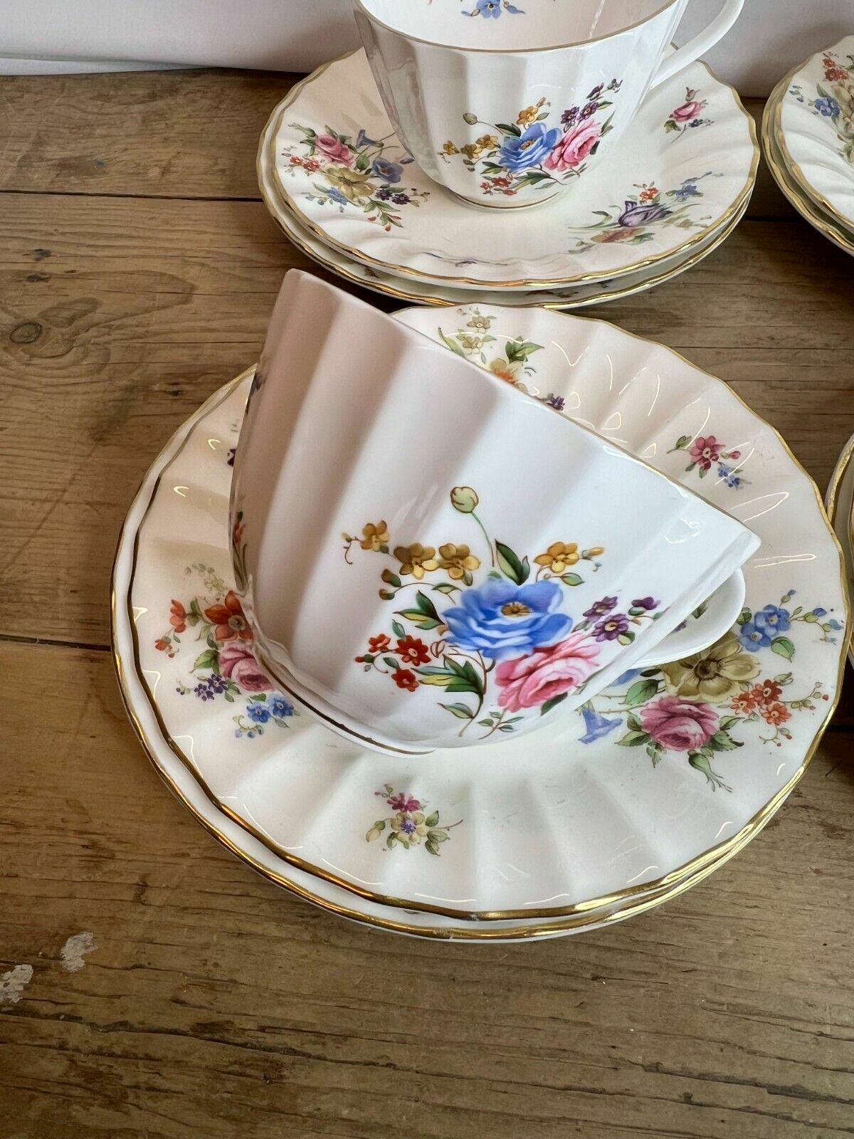 Set Of 4 Royal Worcester Roanoake Floral Trio's Pattern No Z2827 Good Condition photo Home Decor