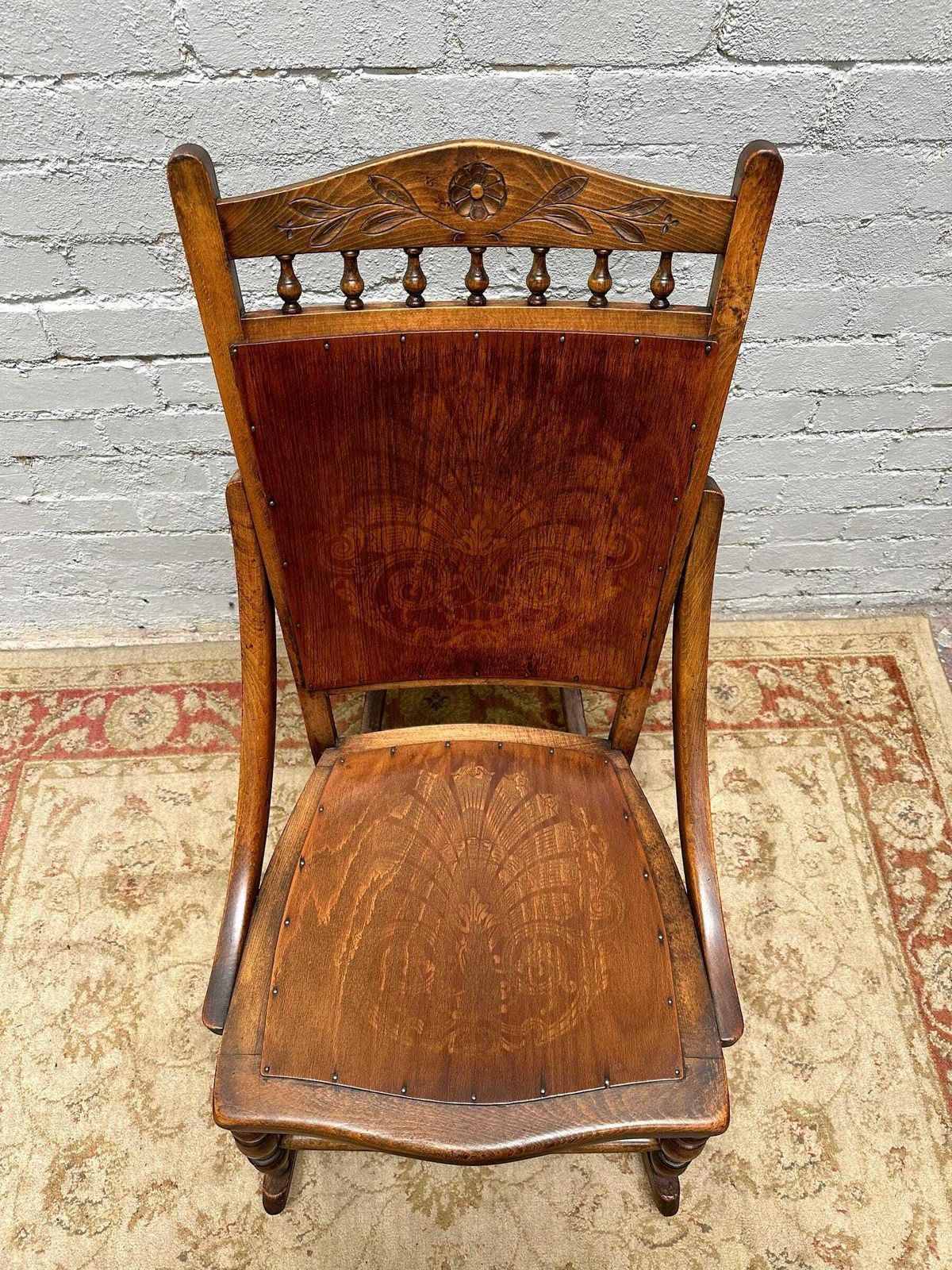 Antique Early 20th Edwardian Century Beech Floral Occasional Rocking Chair photo vinterior