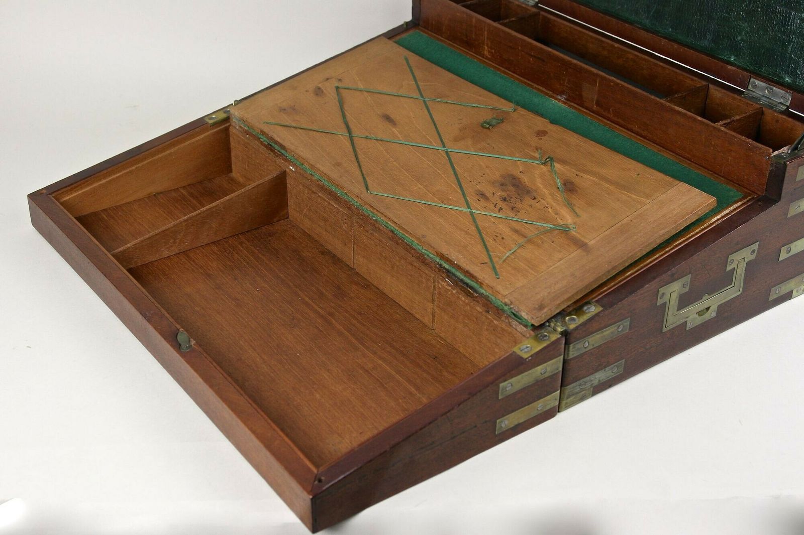 photo furniture 19th Century Victorian Writing Slope/ Travel Desk, Brass Bound, Uk Ca. 1815