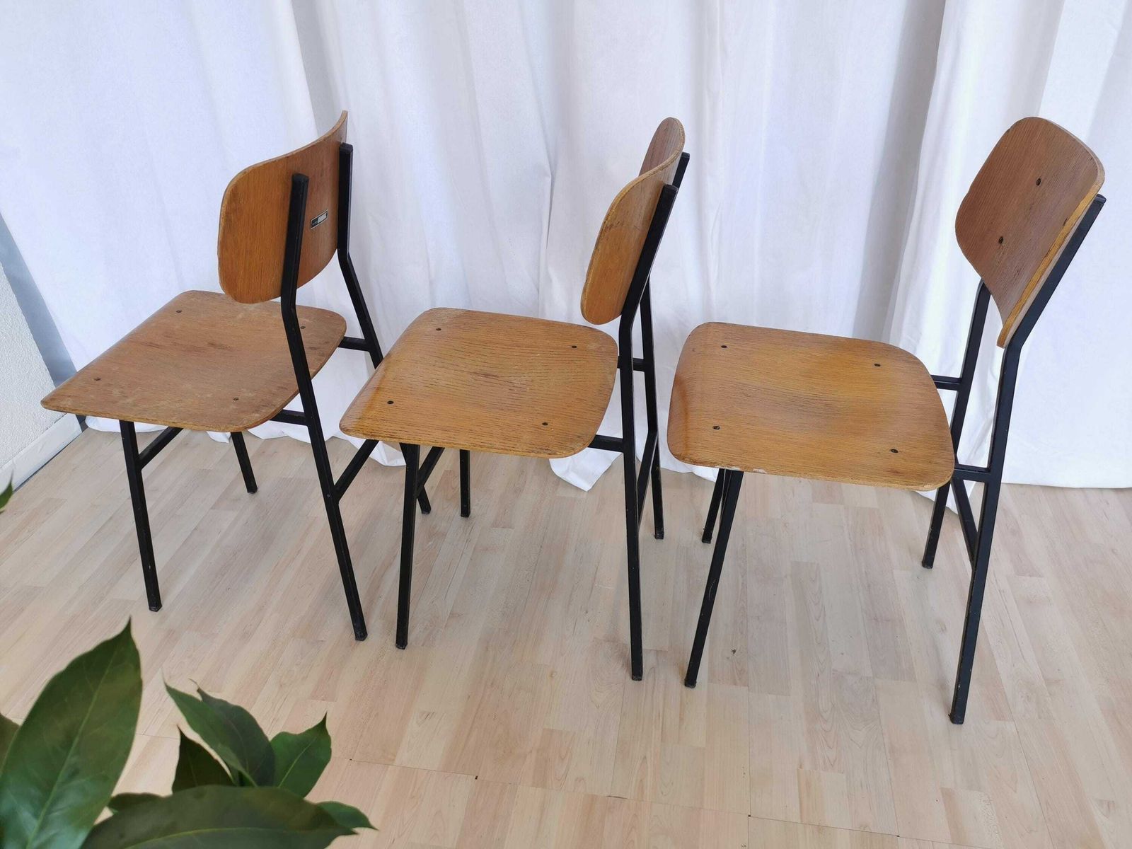 Set Of 3 Vintage School Chairs / Retro Wooden Dining Chair With Metal Base / Stol Kamnik Yugoslavia 1970 / Mid Century Dine Bistro Bar Pub photo buy
