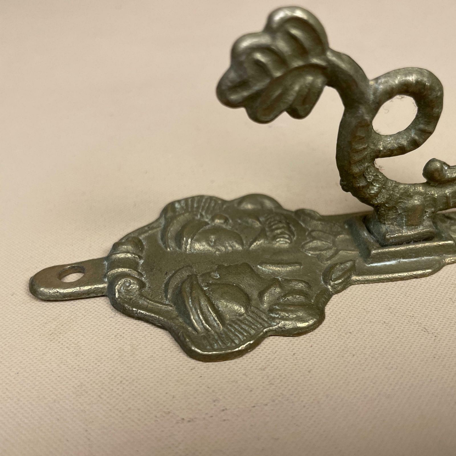 X2 Antique Solid Brass Wall Hook Hanging Vintage Coat Hooks Ornate Pattern Aged Fixture Cottage Oriental Chinese Old Set Door Hanger photo vintage