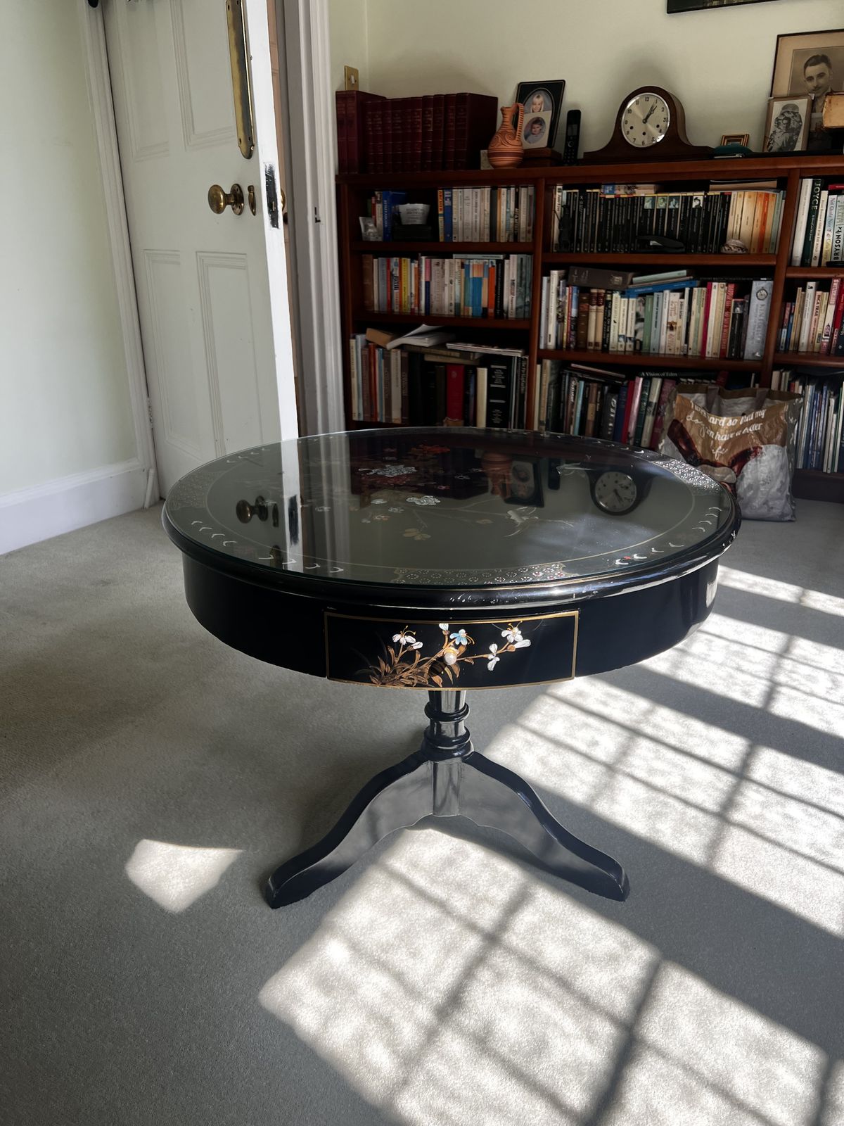 Wooden Asian Design Round Coffee Table With Glass Top
