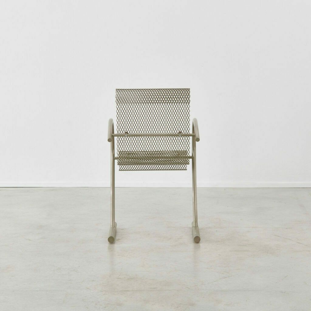 Shiro Kuramata Sing Sing Sing Chairs photo vinterior