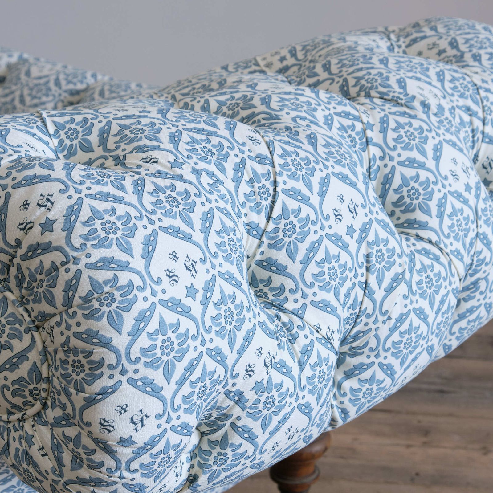 photo vinterior Antique 19th Century Howard & Sons Chaise Lounge