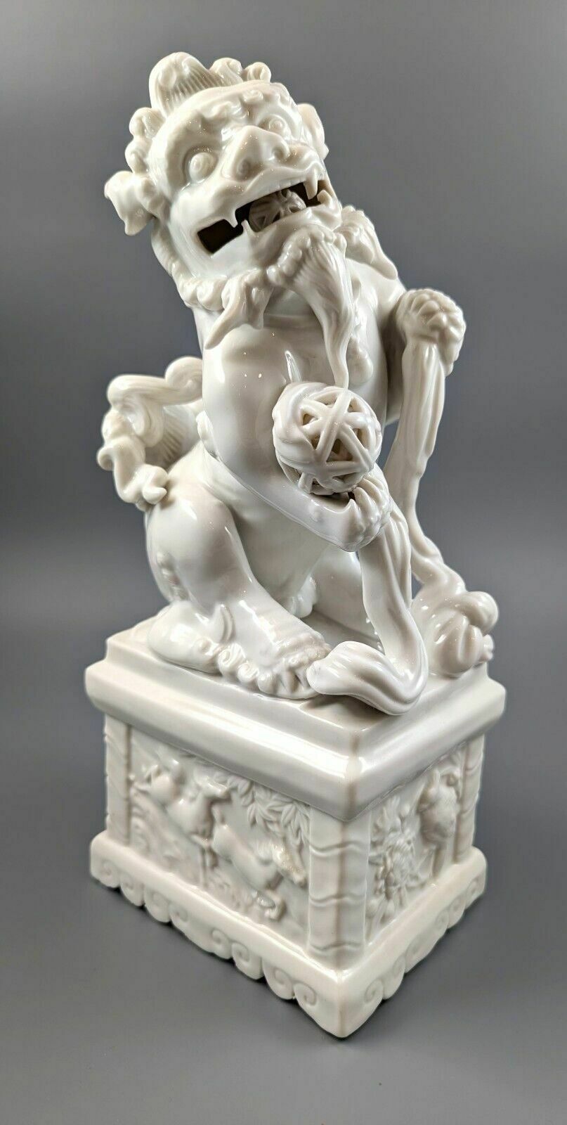 Antique Chinese Porcelain Blanc De Chine Foo Dog
