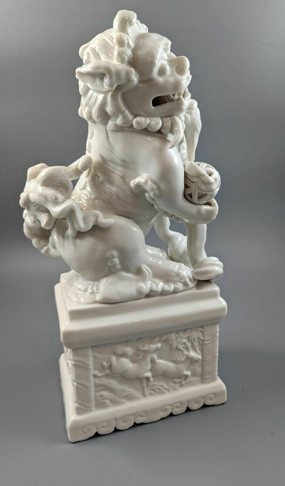 Antique Chinese Porcelain Blanc De Chine Foo Dog photo buy