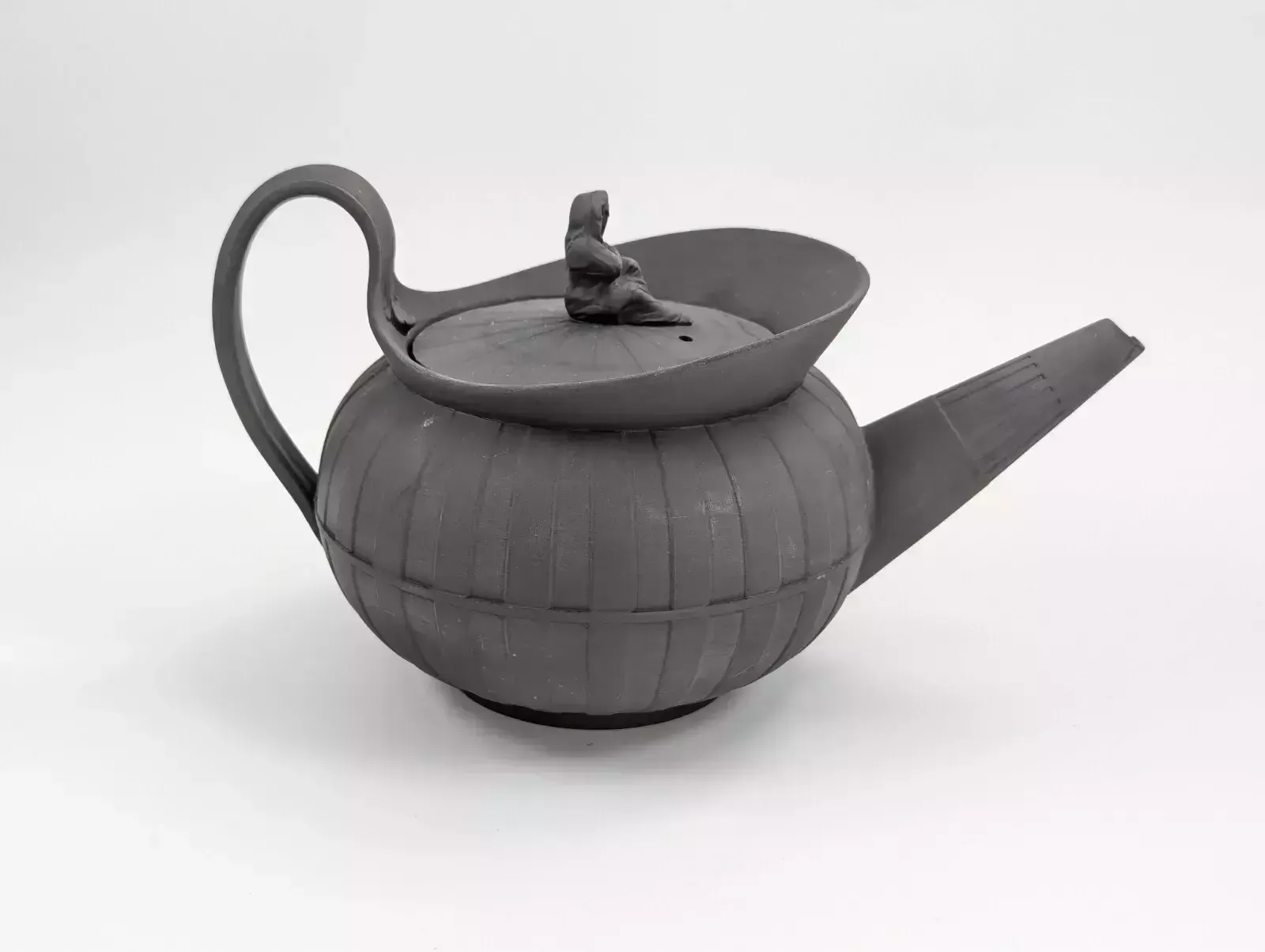 Antique Wedgwood Black Basalt Teapot, C. 1790 photo vinterior