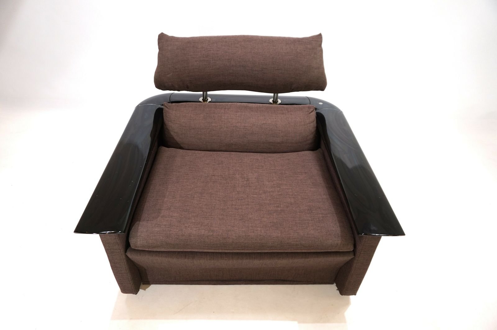 Tecno Lounge Chair With Piano Lacquer Frame, 1970 photo Furniture