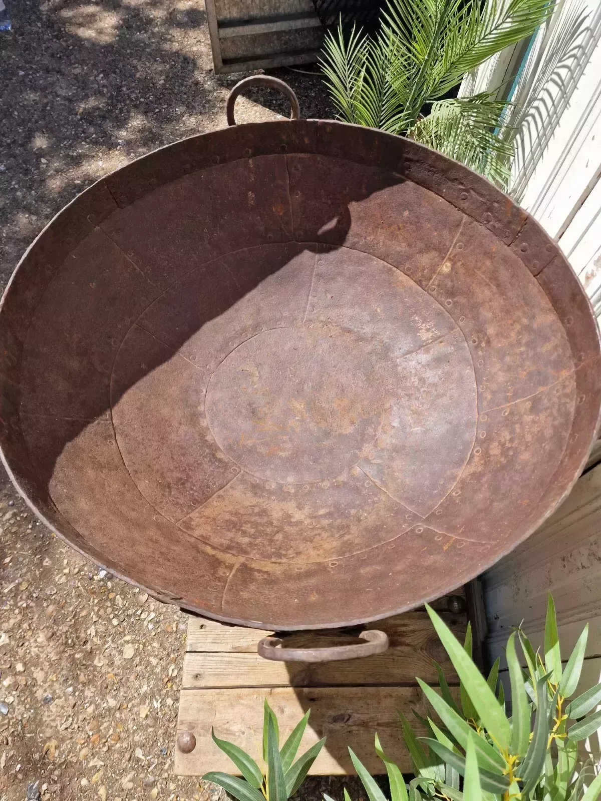 Very Large Antique Original Indian Kadai Fire Pit Bbq Drinks Ice Cooler Planter photo vinterior