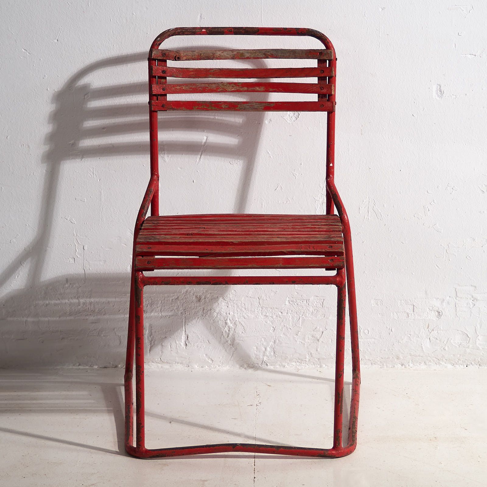 651.0 Antique Red Garden Chairs (C.1920). Set Of 4 Pieces photo