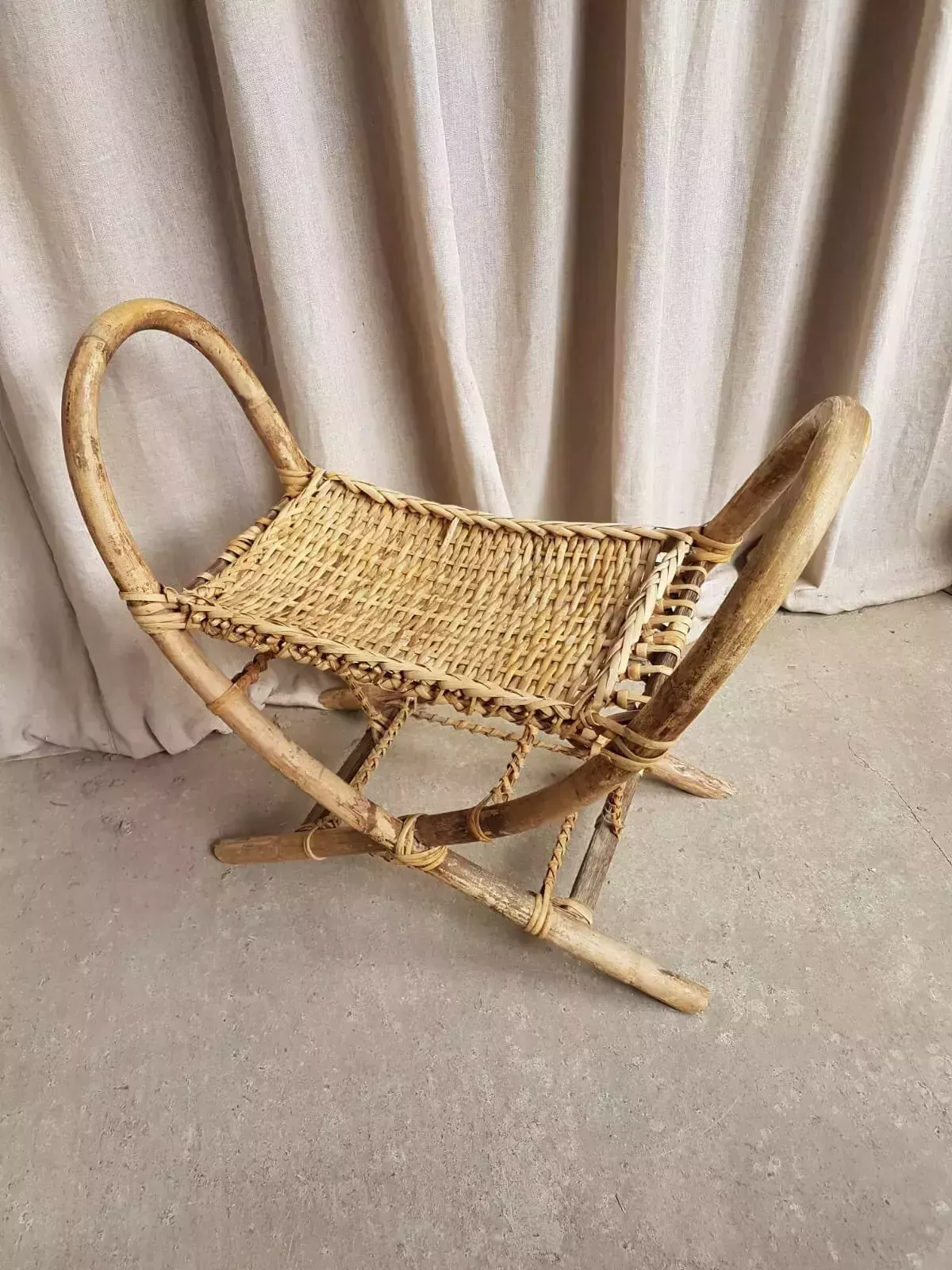 photo furniture Vtg Early Mid Century Antique 30s Tribal Wicker Stool Bench Bamboo Retro R556