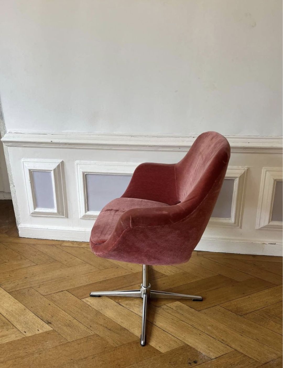 Vintage 1960s Pink Velvet Chair photo for sale