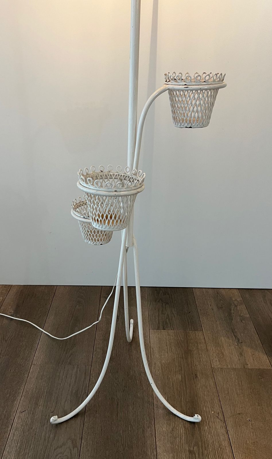 photo vinterior Floor Lamp Plant Holder Cap D'ail Collection By Mathieu Matégot