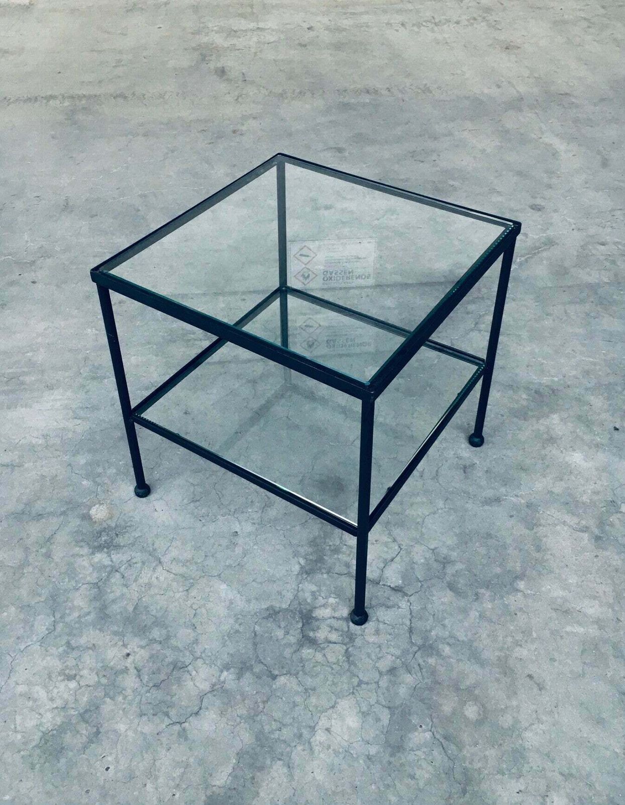 Minimalistisch Design Bijzettafel Met Twee Niveaus, België, Ca. Jaren 1960 photo vintage