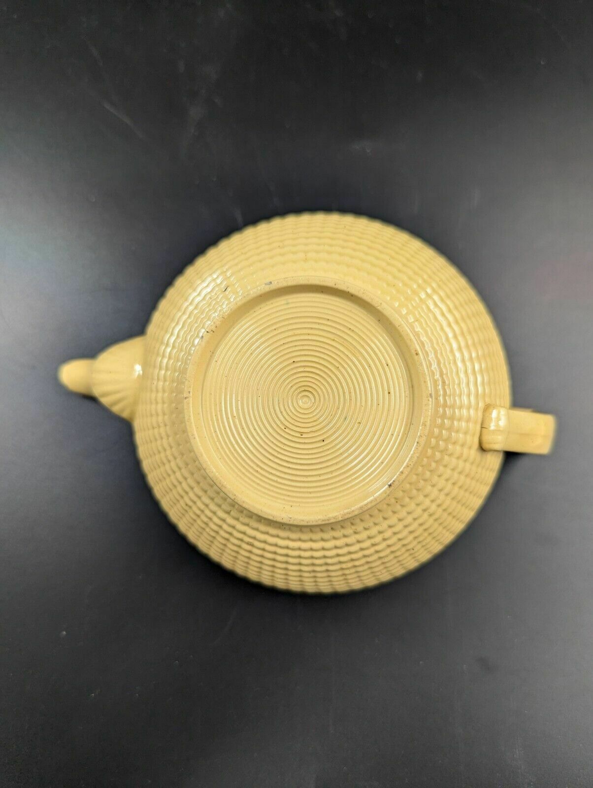 photo furniture Antique Teapot And Creamer, W. Hackwood Style, Wedgwood, C. 1823