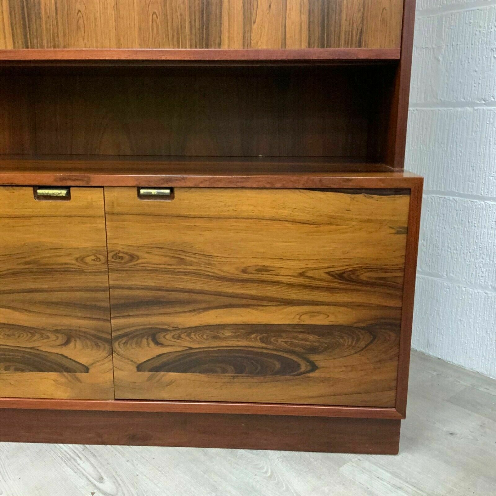 Danish Rosewood Display Cabinet 1970’s photo vinterior